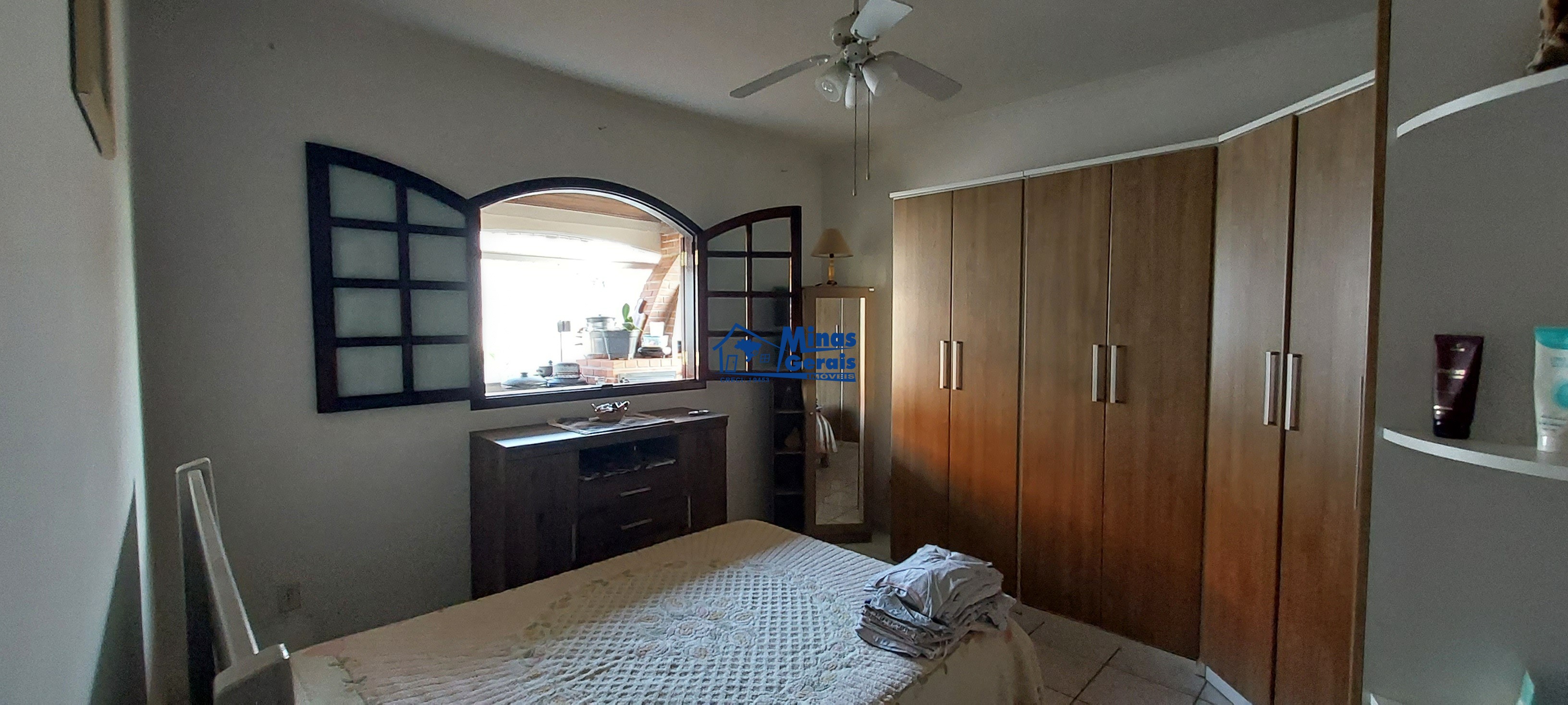 Casa à venda com 4 quartos, 141m² - Foto 19