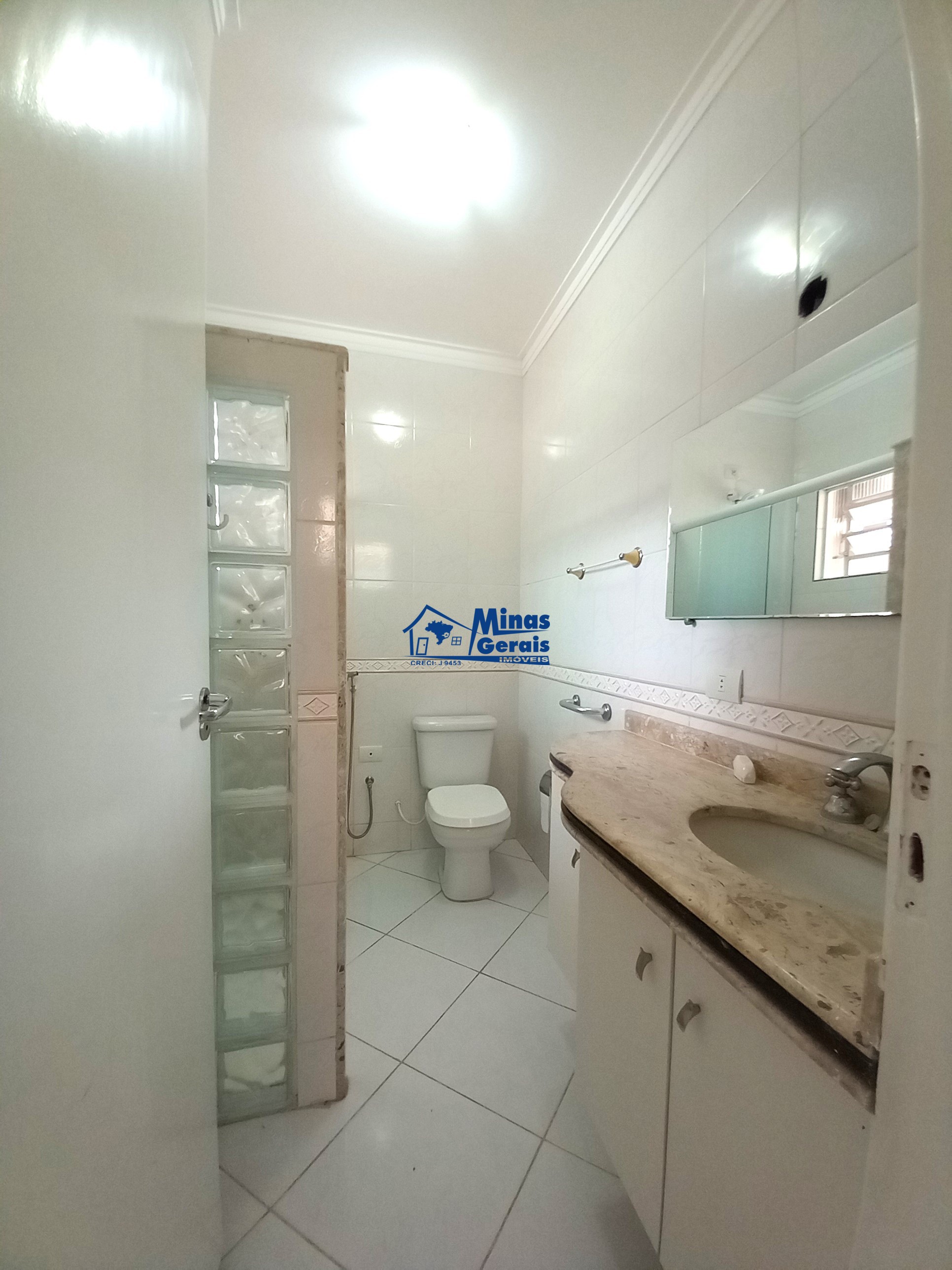 Casa à venda com 3 quartos, 250m² - Foto 16