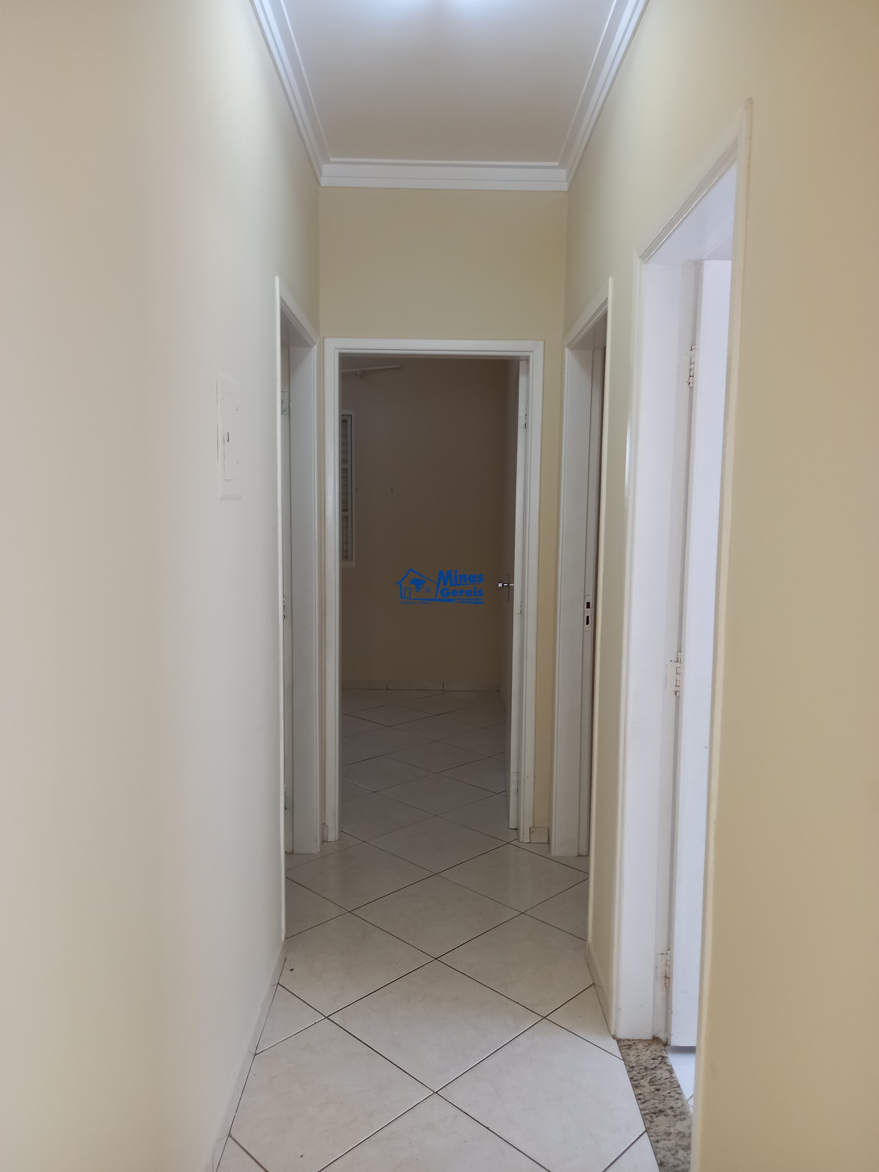 Casa à venda com 3 quartos, 250m² - Foto 12