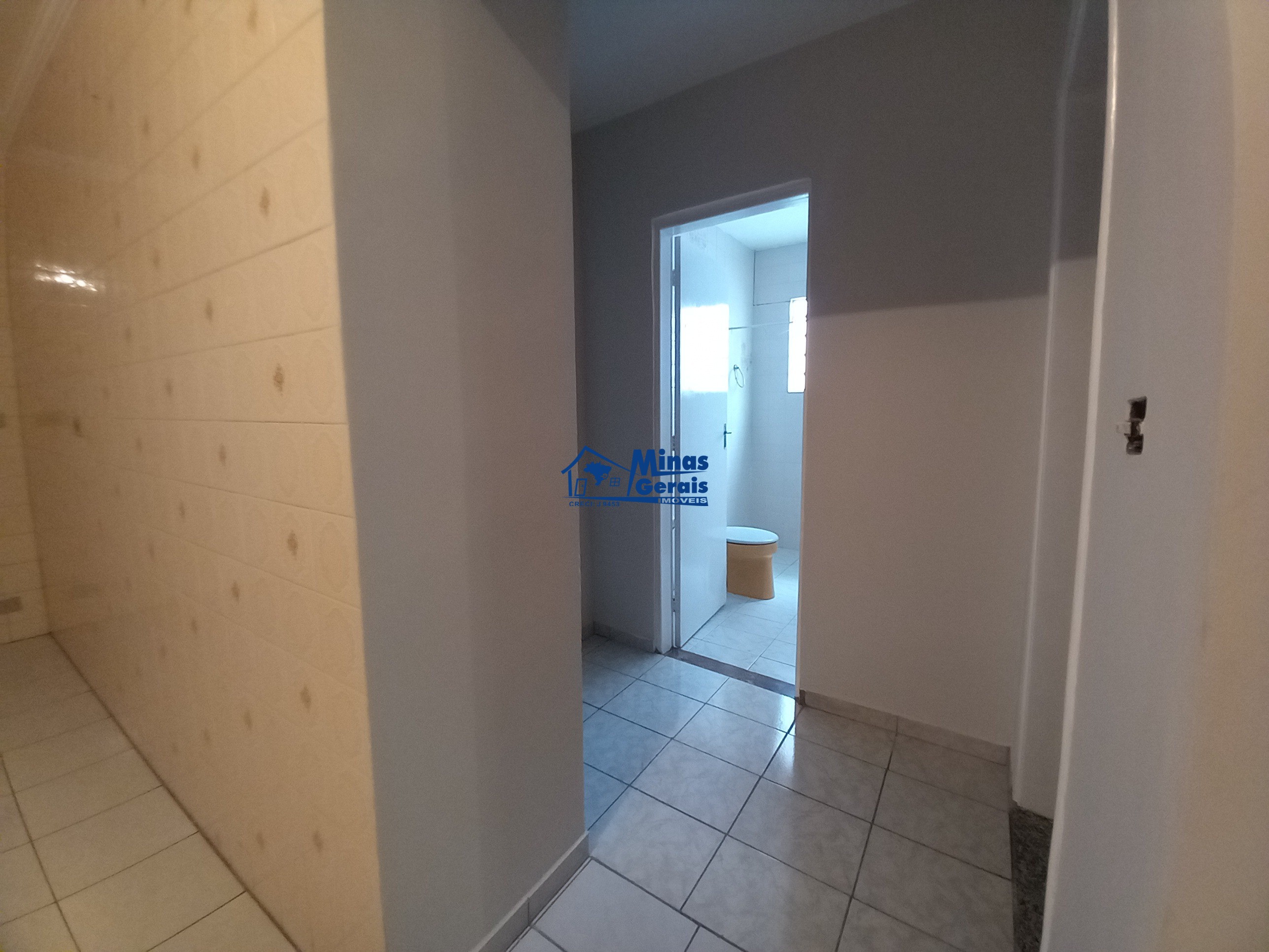 Casa à venda com 2 quartos, 160m² - Foto 5