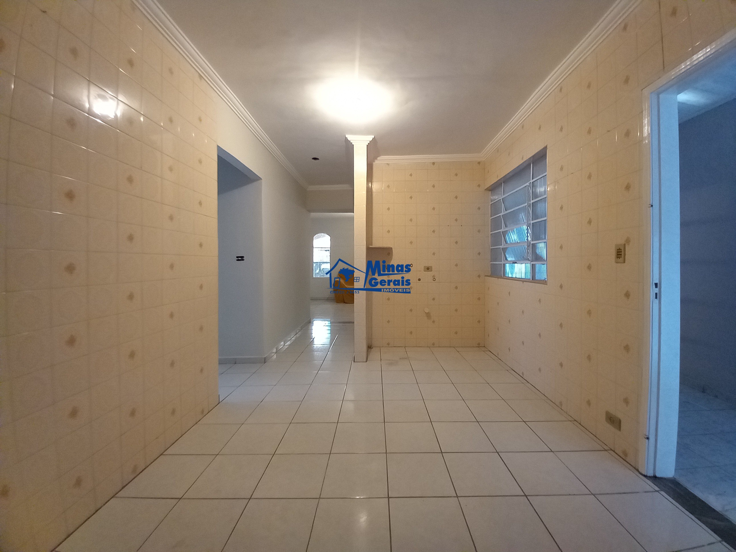 Casa à venda com 2 quartos, 160m² - Foto 7