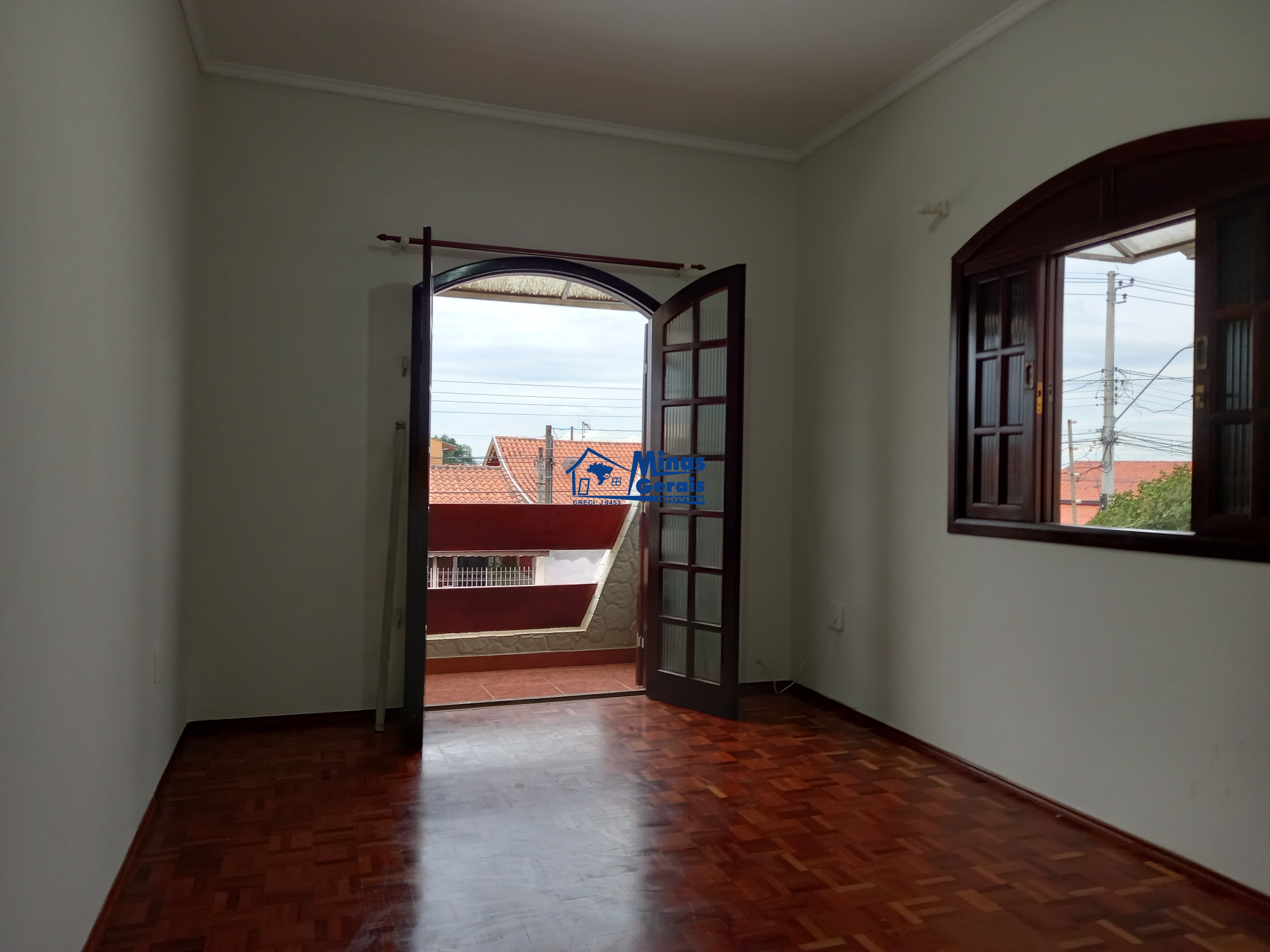 Casa à venda com 4 quartos, 225m² - Foto 21