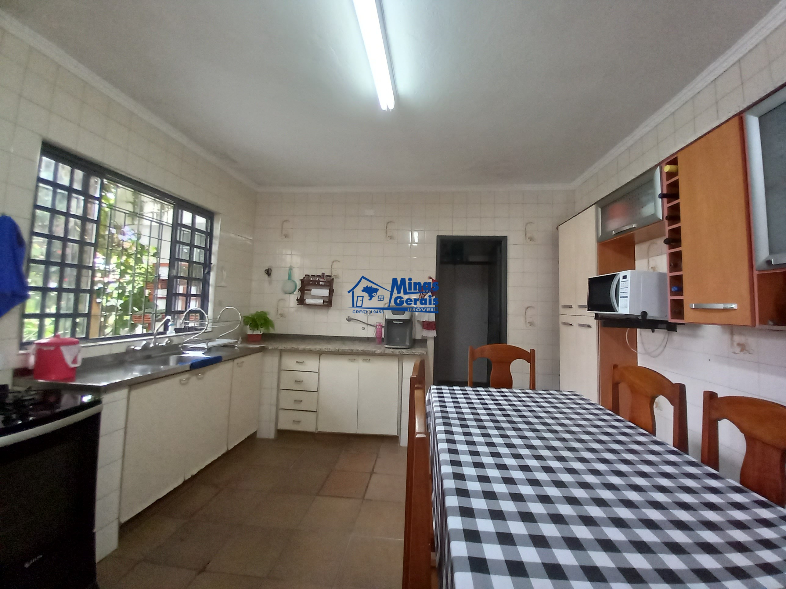 Casa à venda com 2 quartos, 150m² - Foto 13