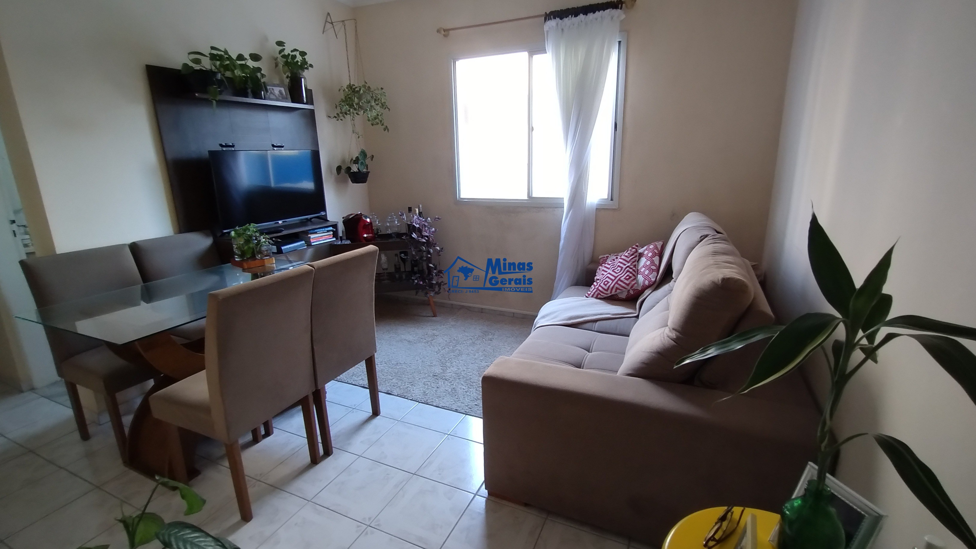 Apartamento à venda com 2 quartos, 49m² - Foto 2