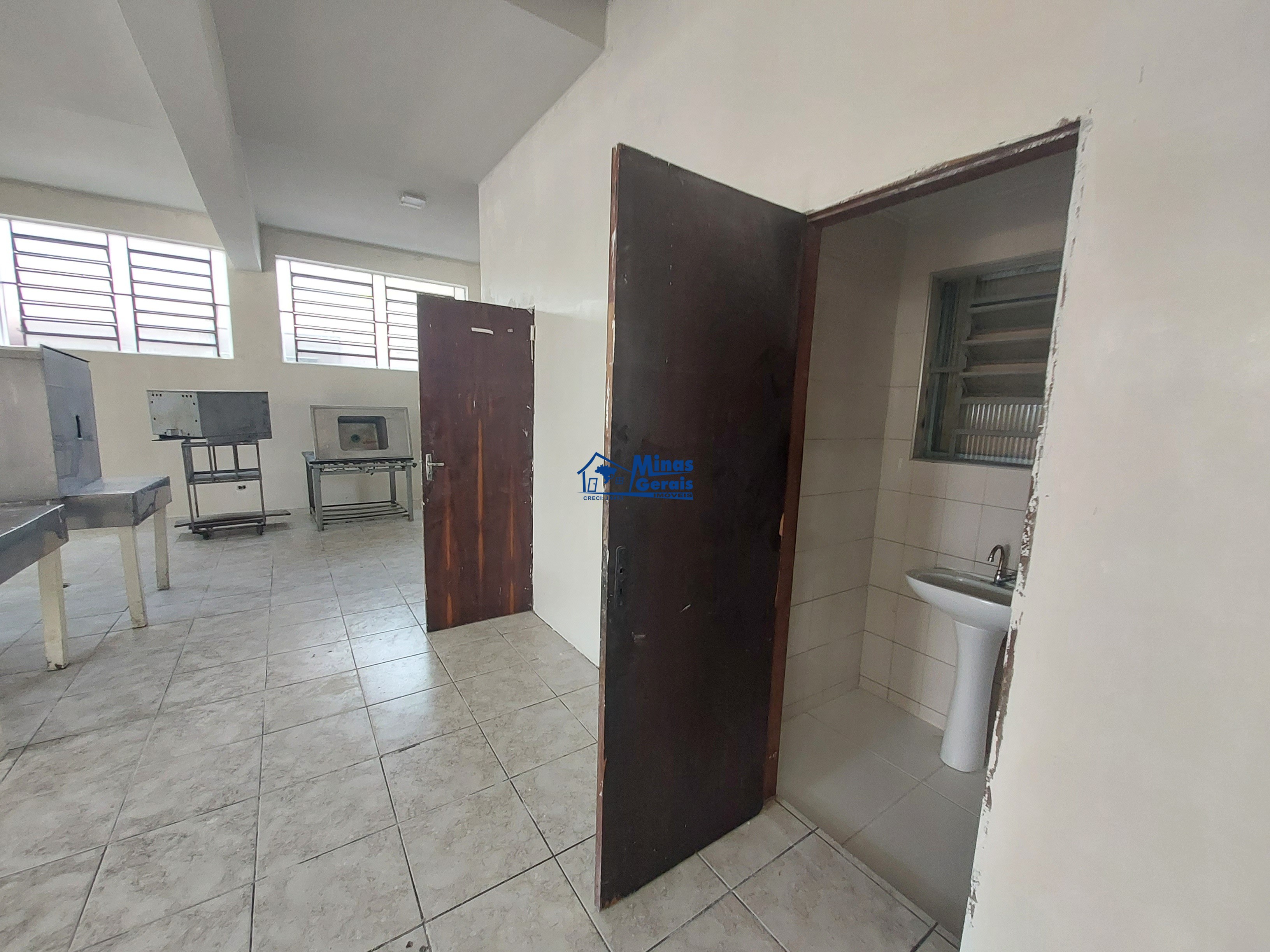 Prédio Inteiro à venda com 4 quartos, 320m² - Foto 52