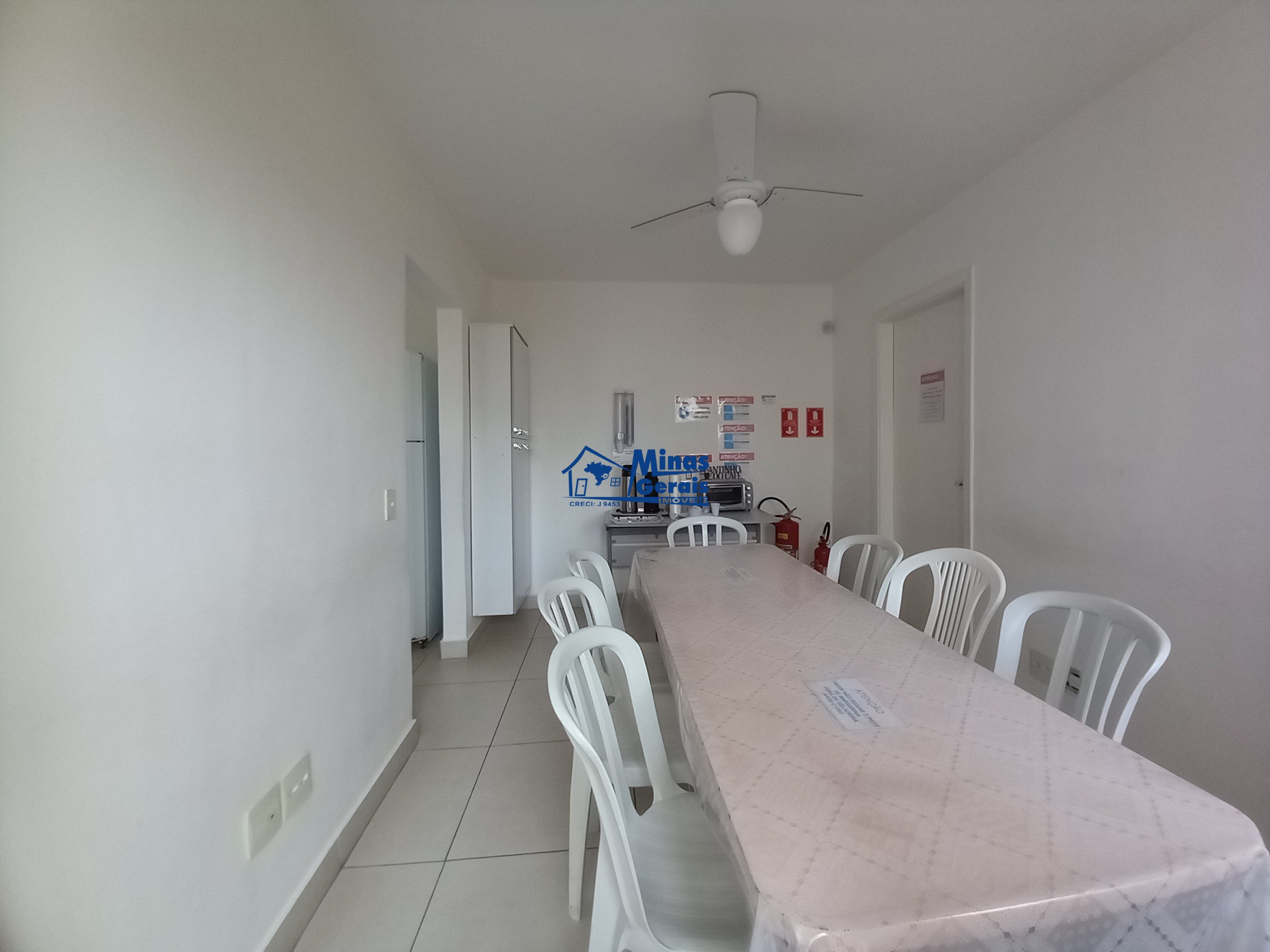 Casa à venda com 2 quartos, 67m² - Foto 5