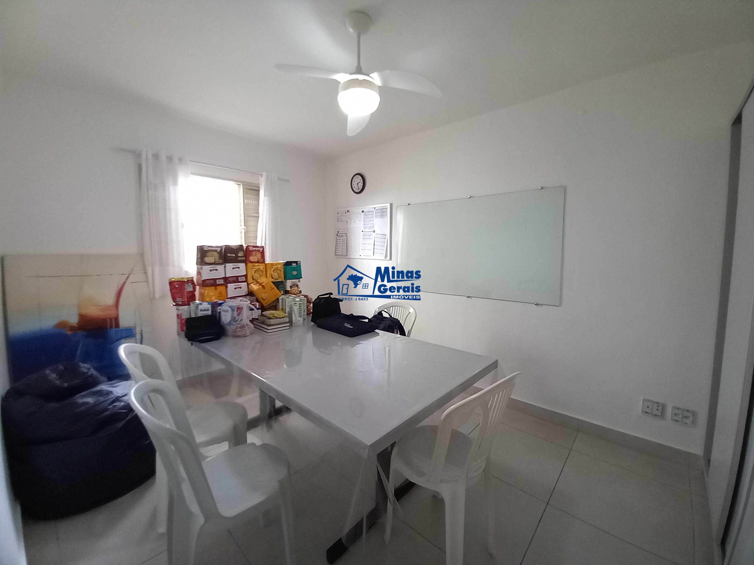 Casa à venda com 2 quartos, 67m² - Foto 10