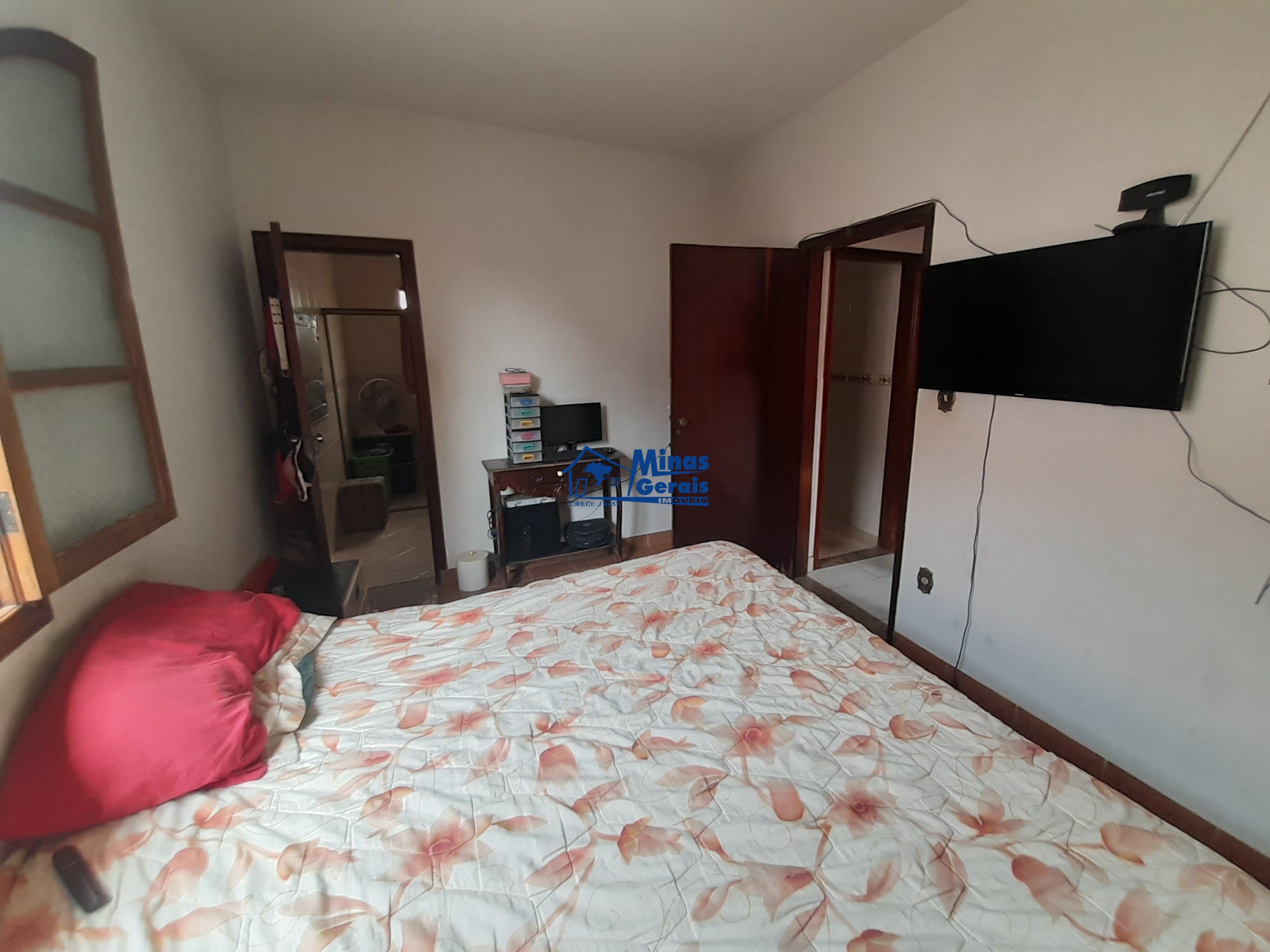 Casa à venda com 4 quartos, 160m² - Foto 25