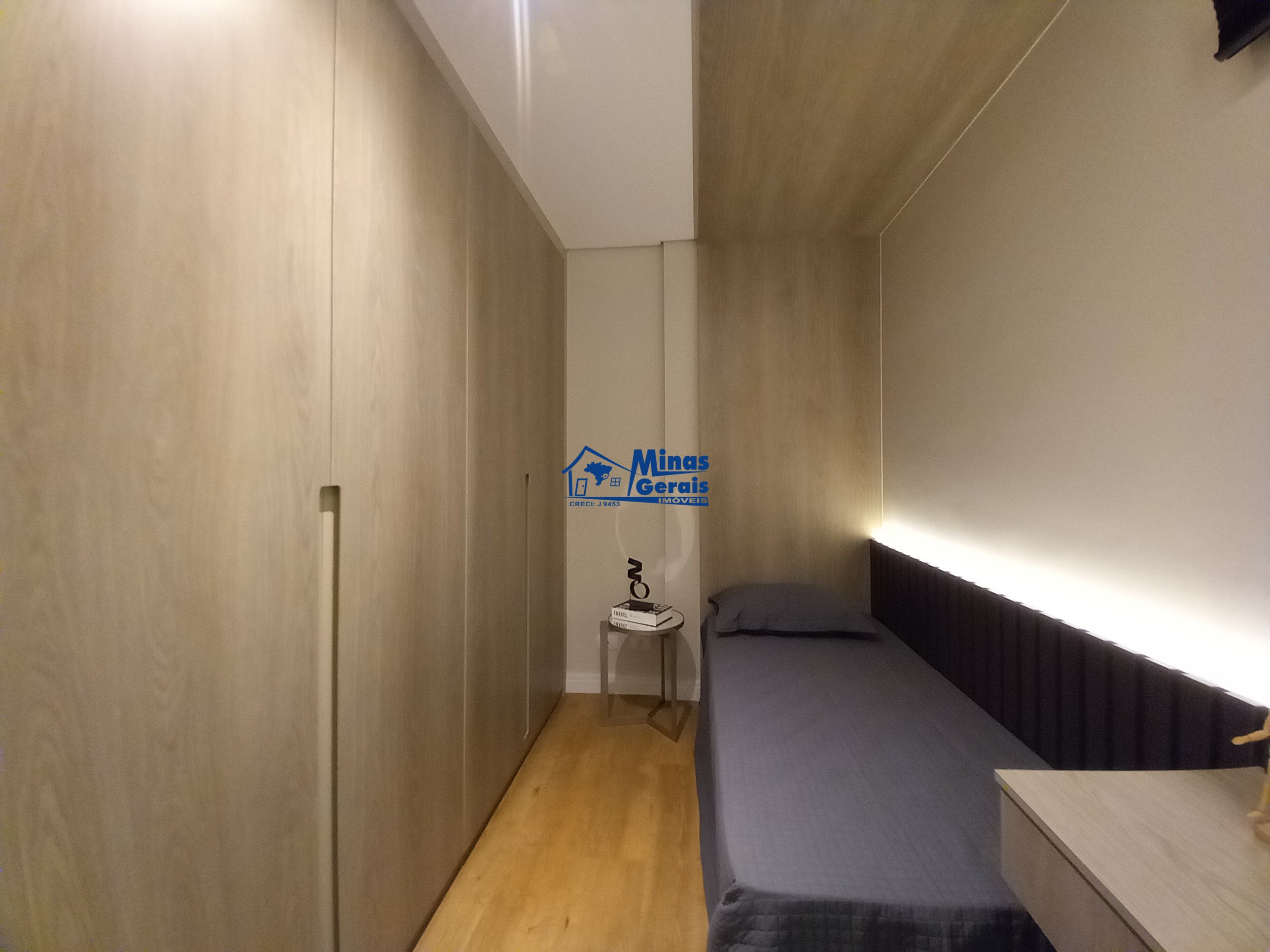 Apartamento à venda com 2 quartos, 64m² - Foto 35