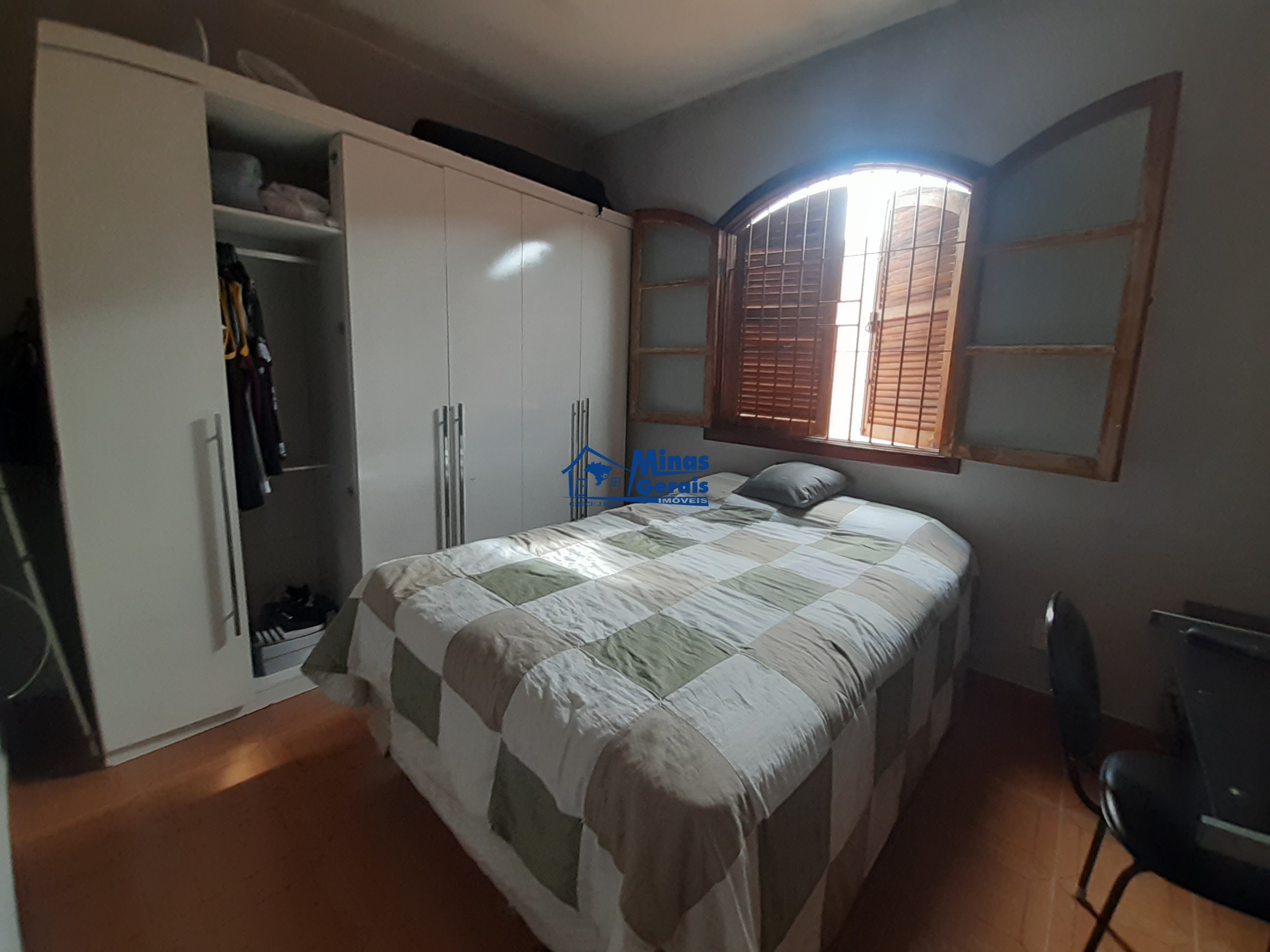 Casa à venda com 4 quartos, 160m² - Foto 17