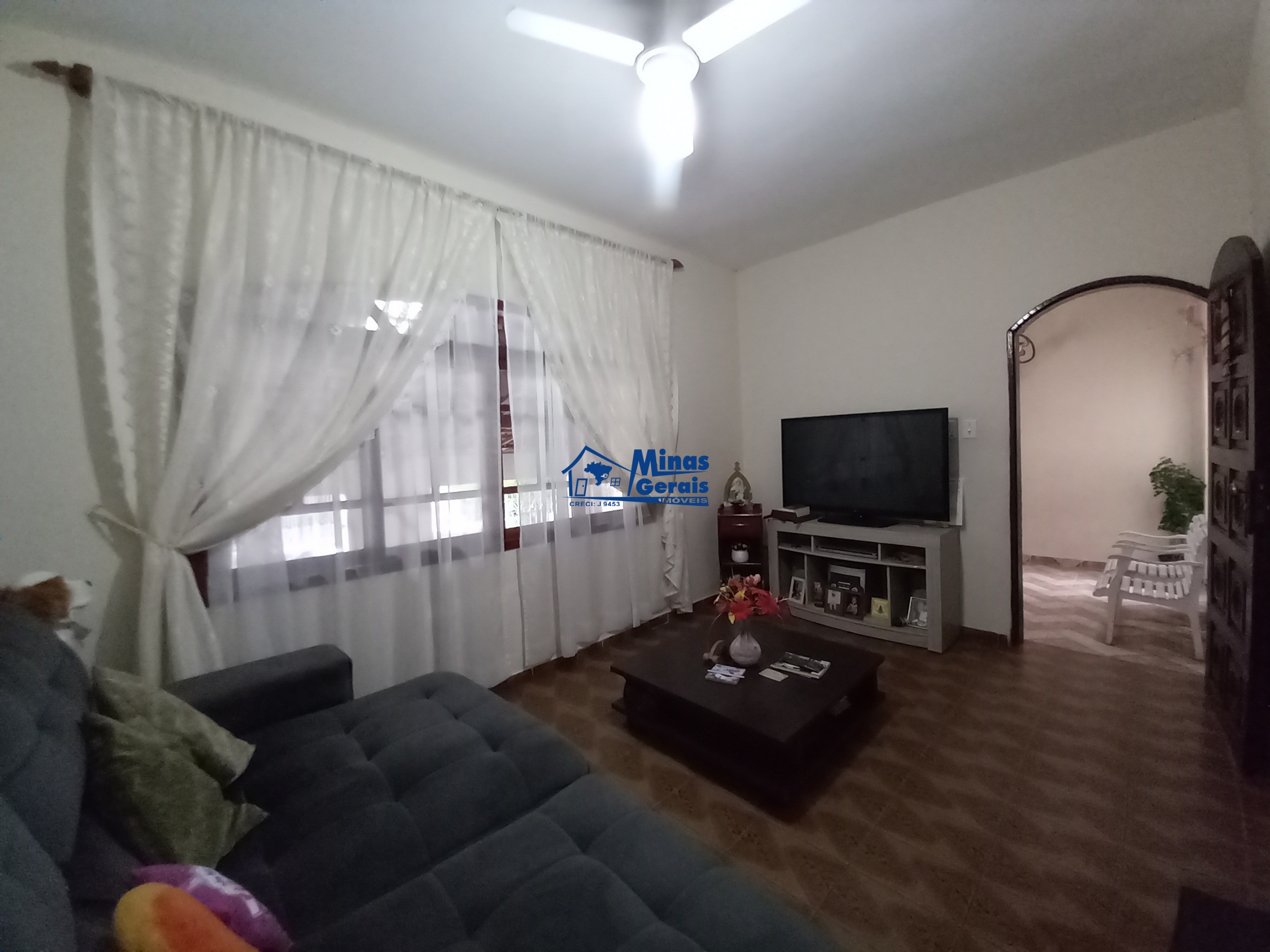 Casa à venda com 3 quartos, 250m² - Foto 6