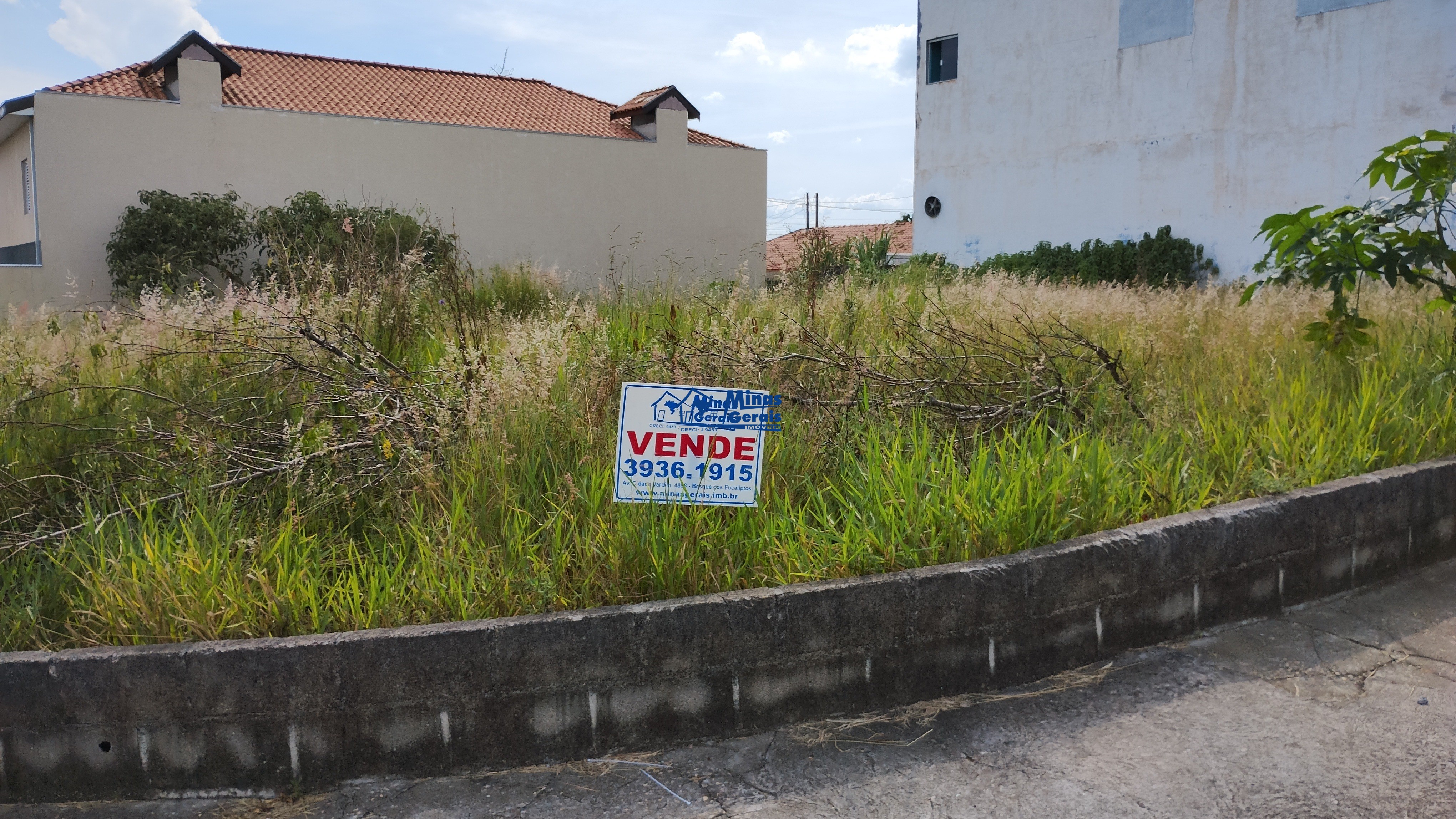 Terreno à venda, 325m² - Foto 1