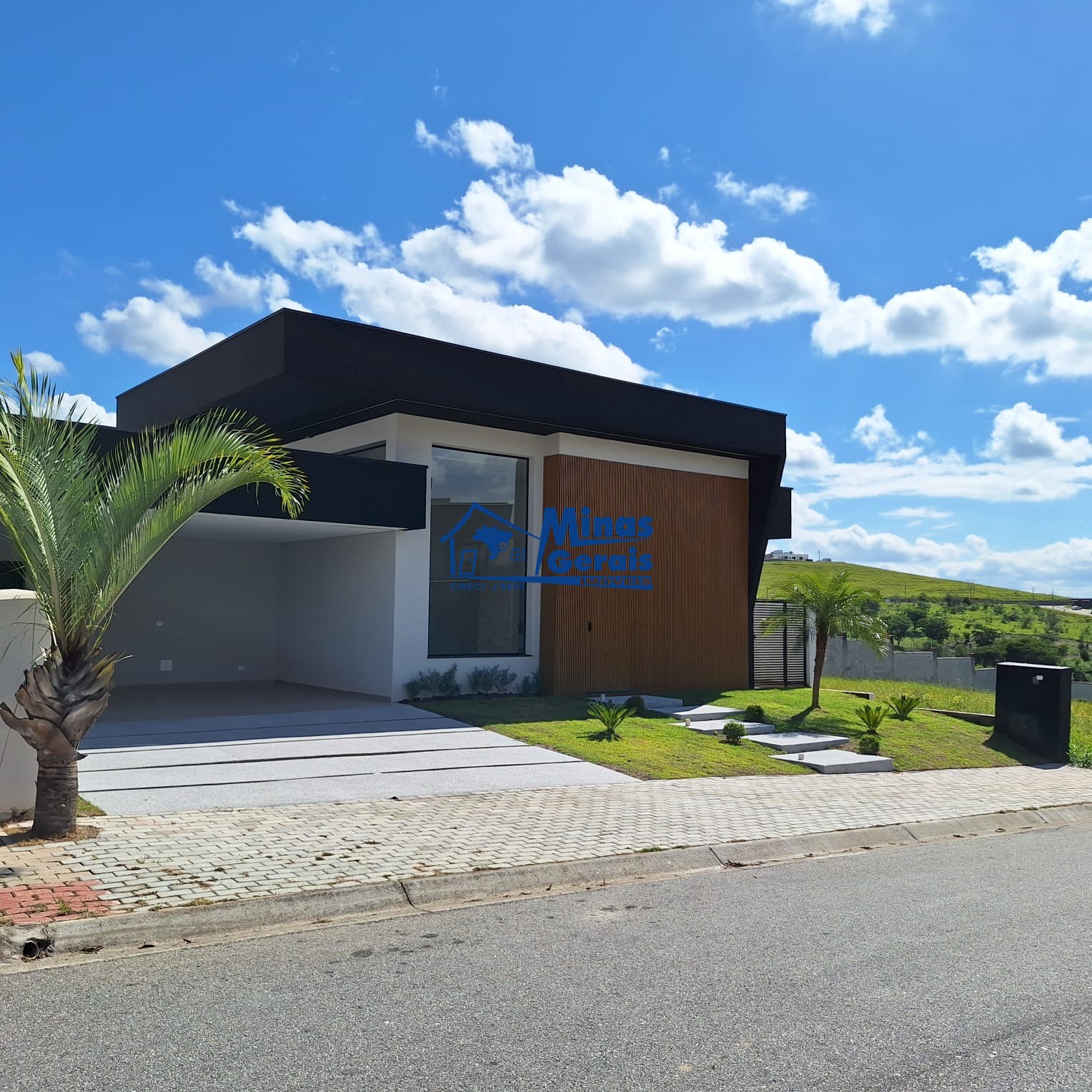 Casa de Condomínio à venda com 3 quartos, 270m² - Foto 4