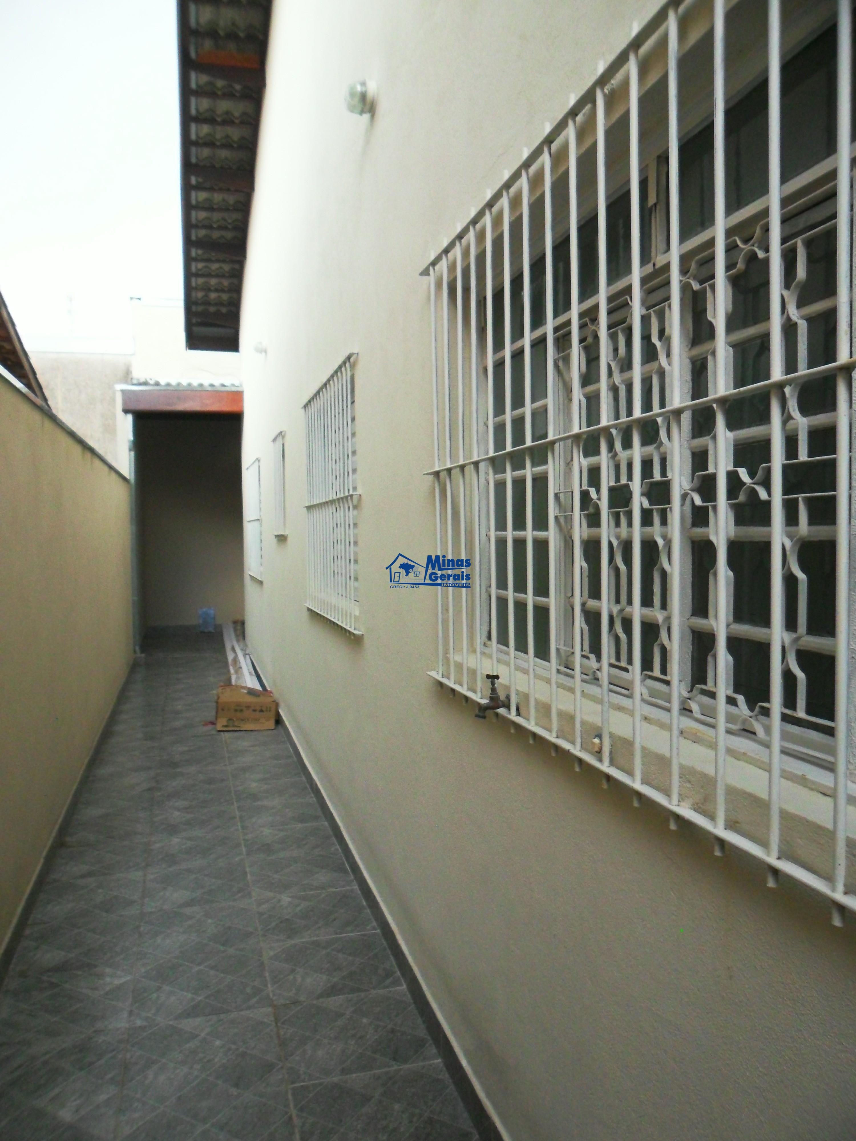 Casa à venda com 2 quartos, 100m² - Foto 17