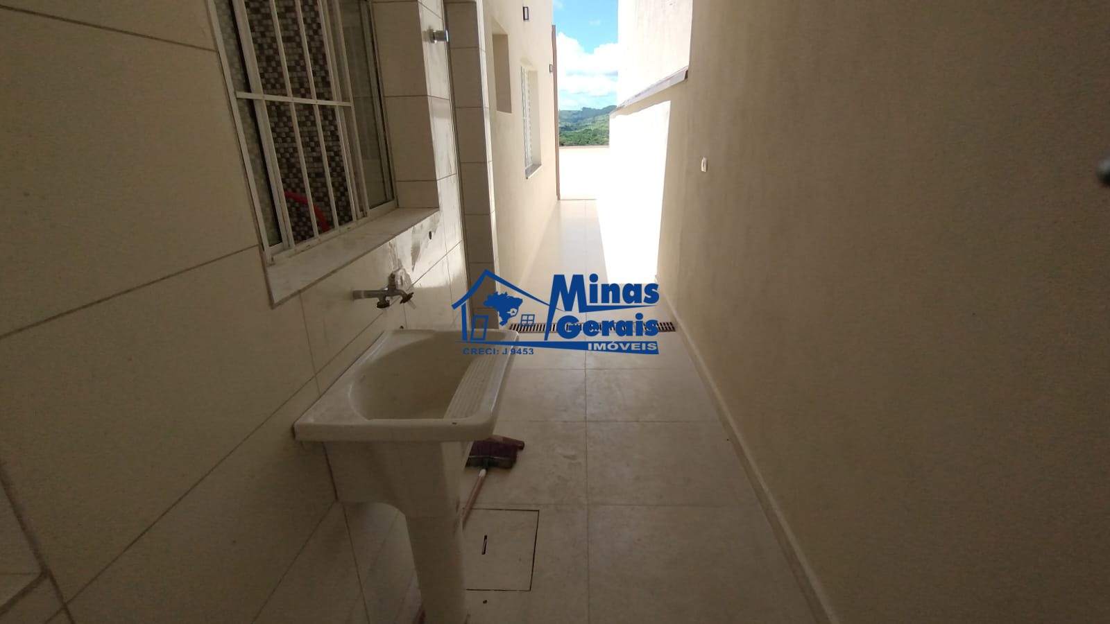 Casa à venda com 2 quartos, 100m² - Foto 17