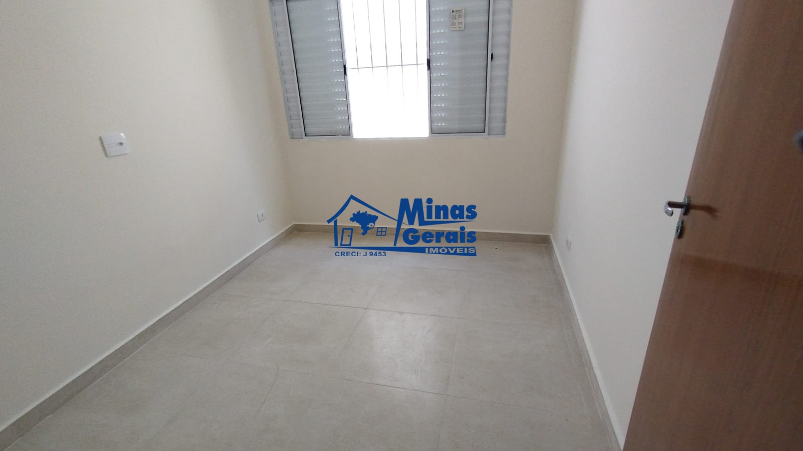 Casa à venda com 2 quartos, 100m² - Foto 11