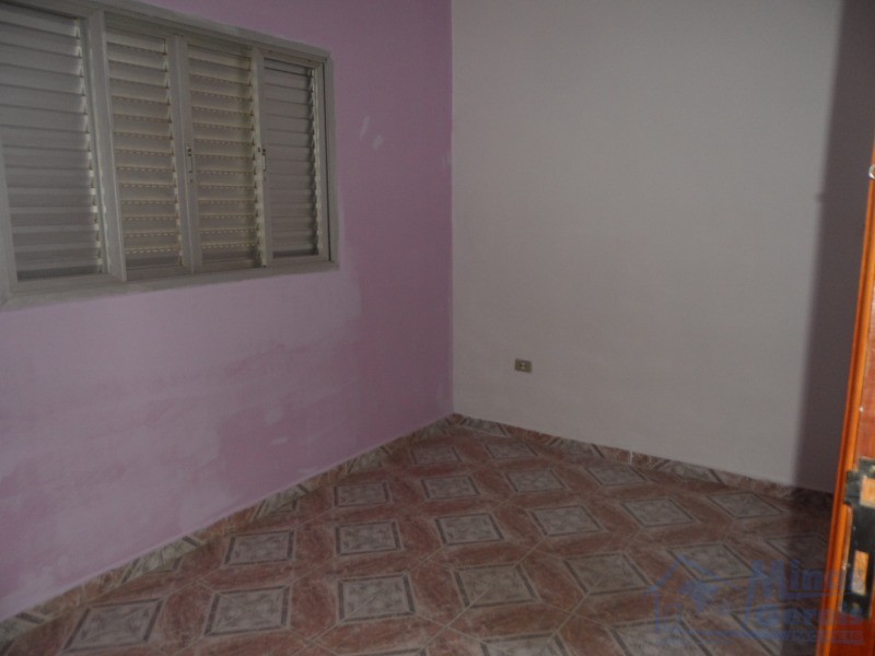 Casa à venda com 4 quartos, 125m² - Foto 11