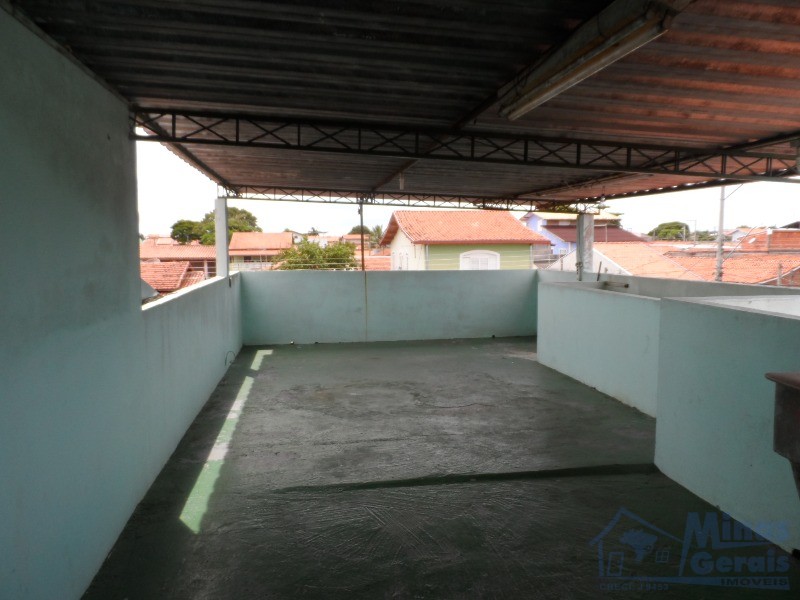 Casa à venda com 4 quartos, 125m² - Foto 21