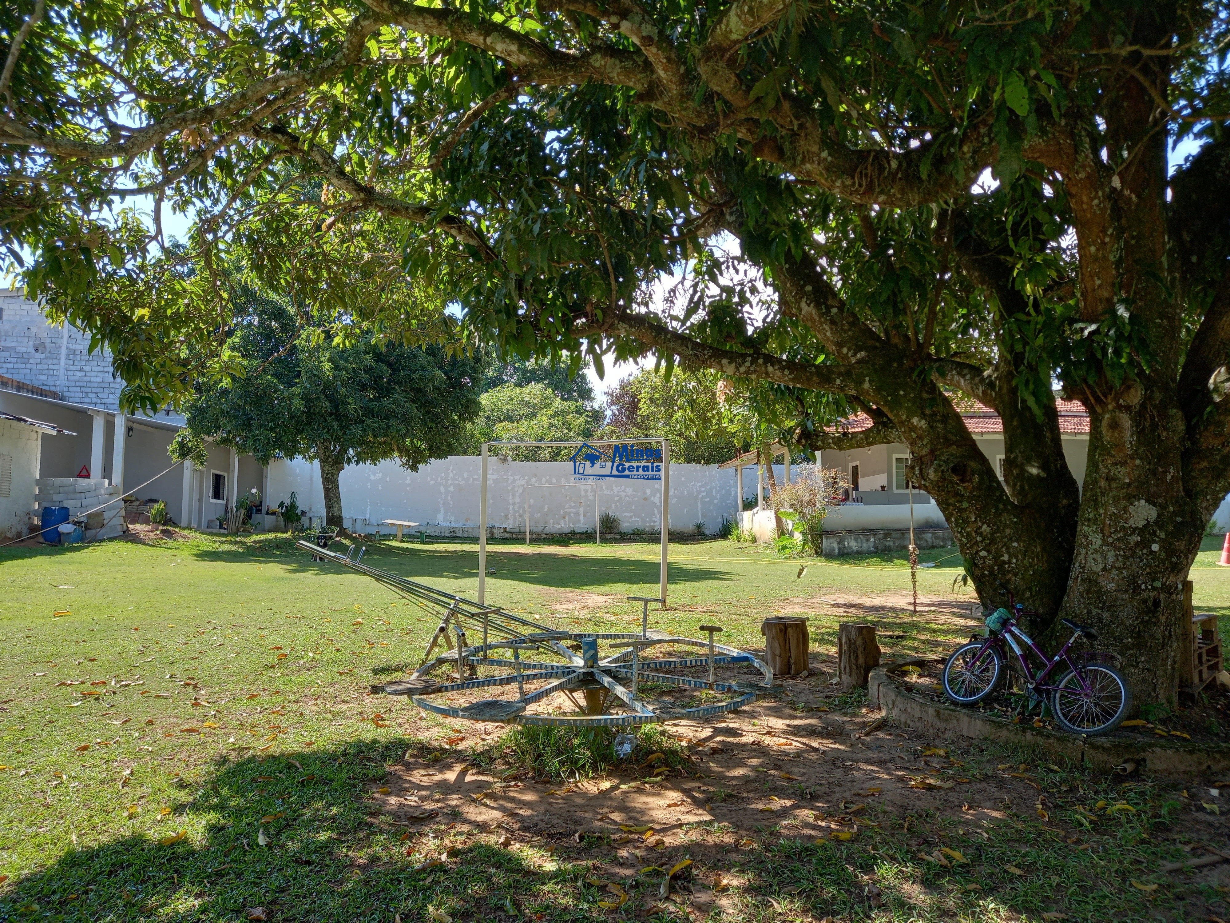 Fazenda à venda com 2 quartos, 350m² - Foto 22