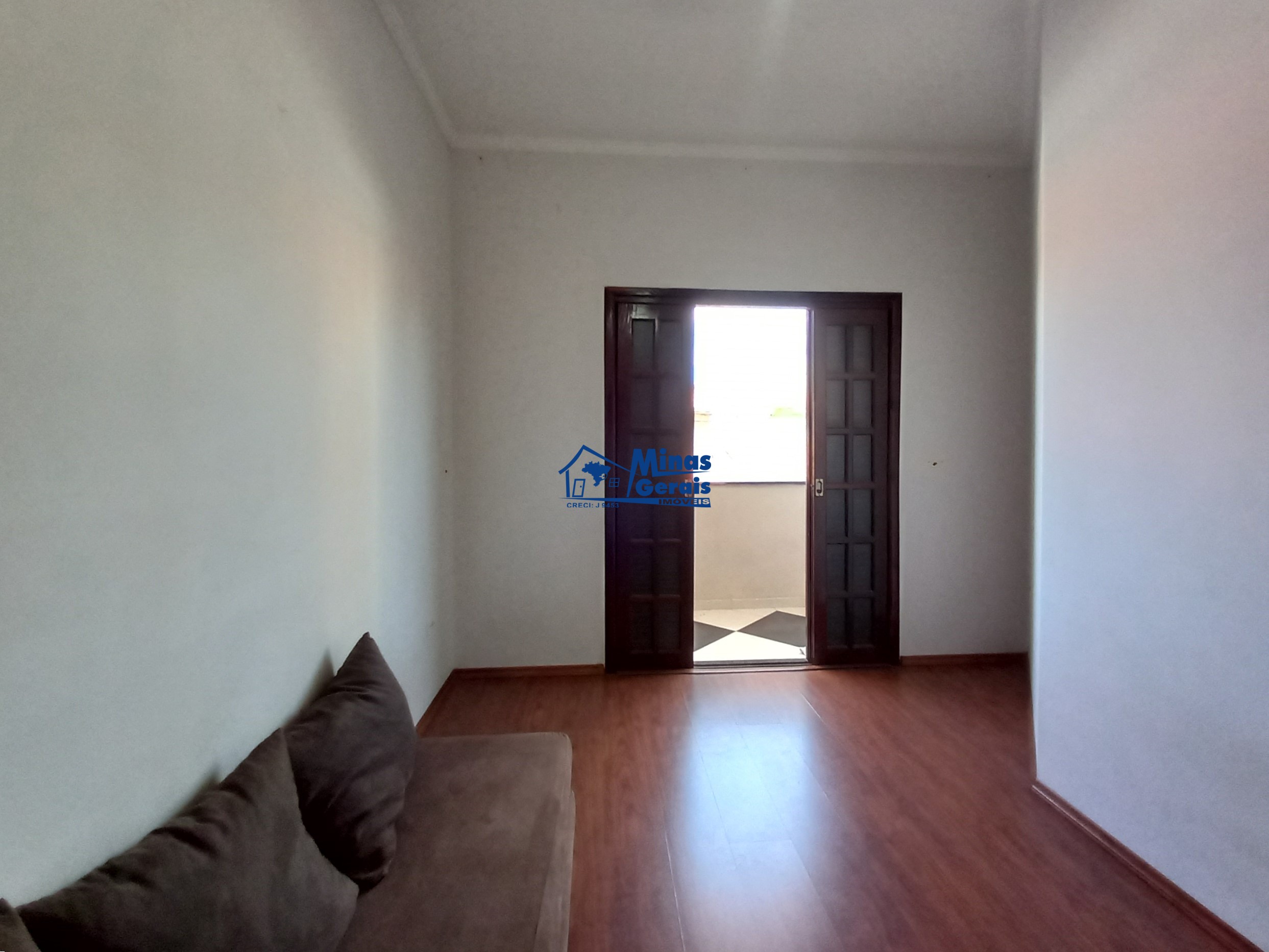 Casa à venda com 3 quartos, 150m² - Foto 18