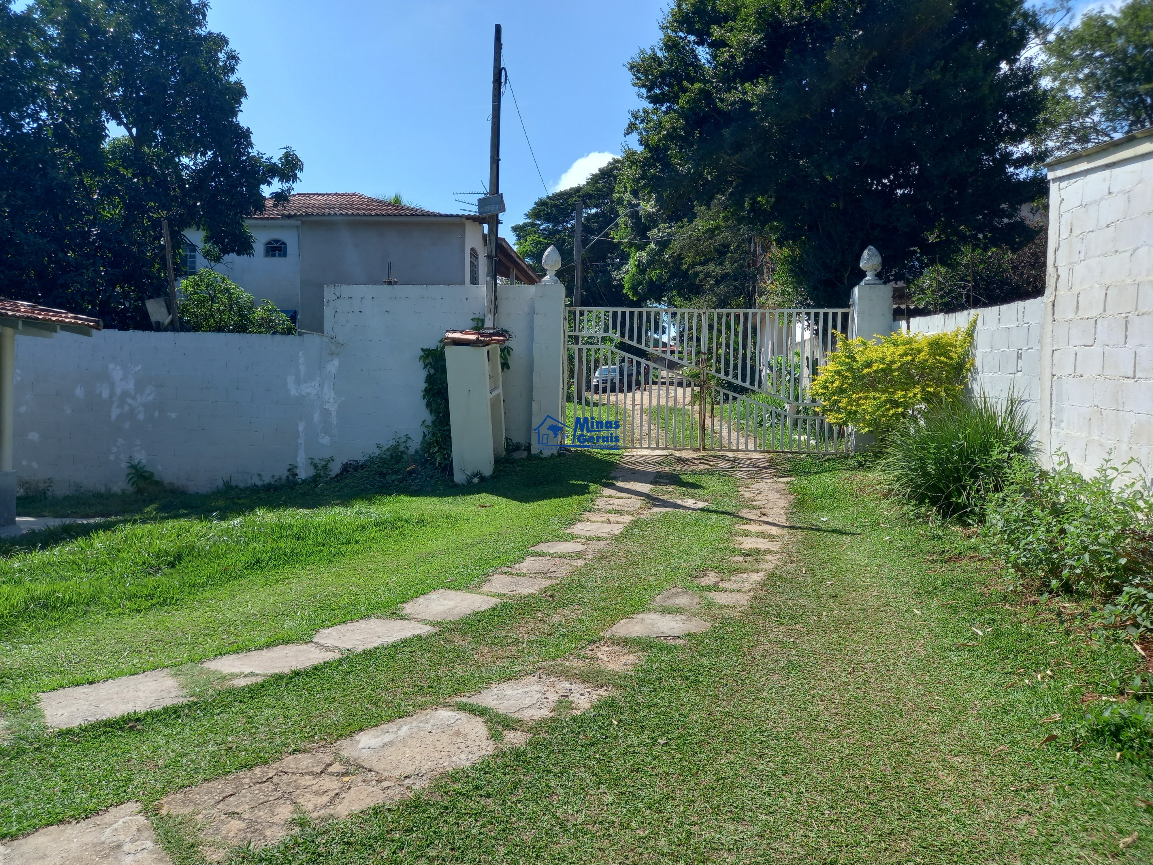 Fazenda à venda com 2 quartos, 350m² - Foto 3