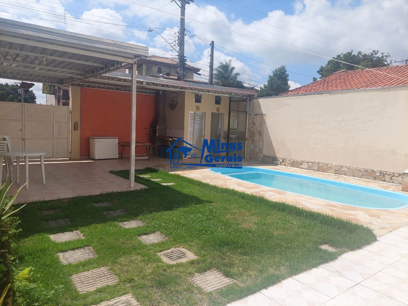 Casa à venda com 4 quartos, 300m² - Foto 30