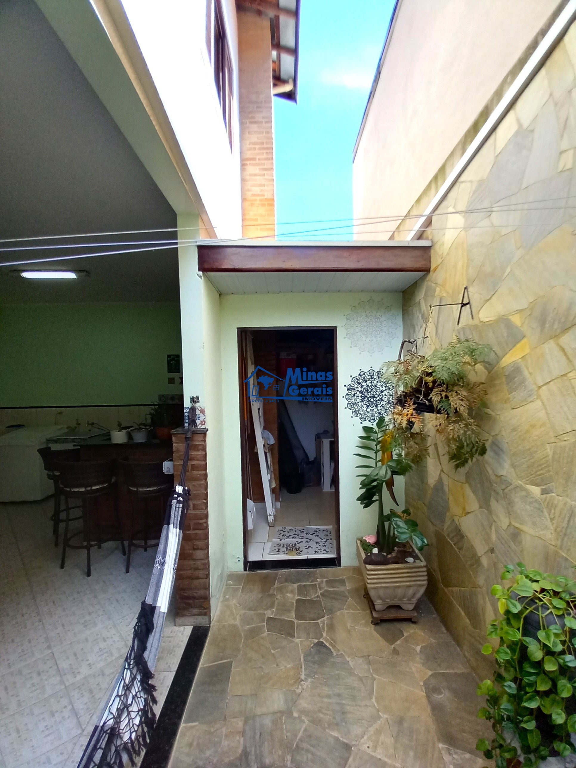 Casa à venda com 3 quartos, 150m² - Foto 37