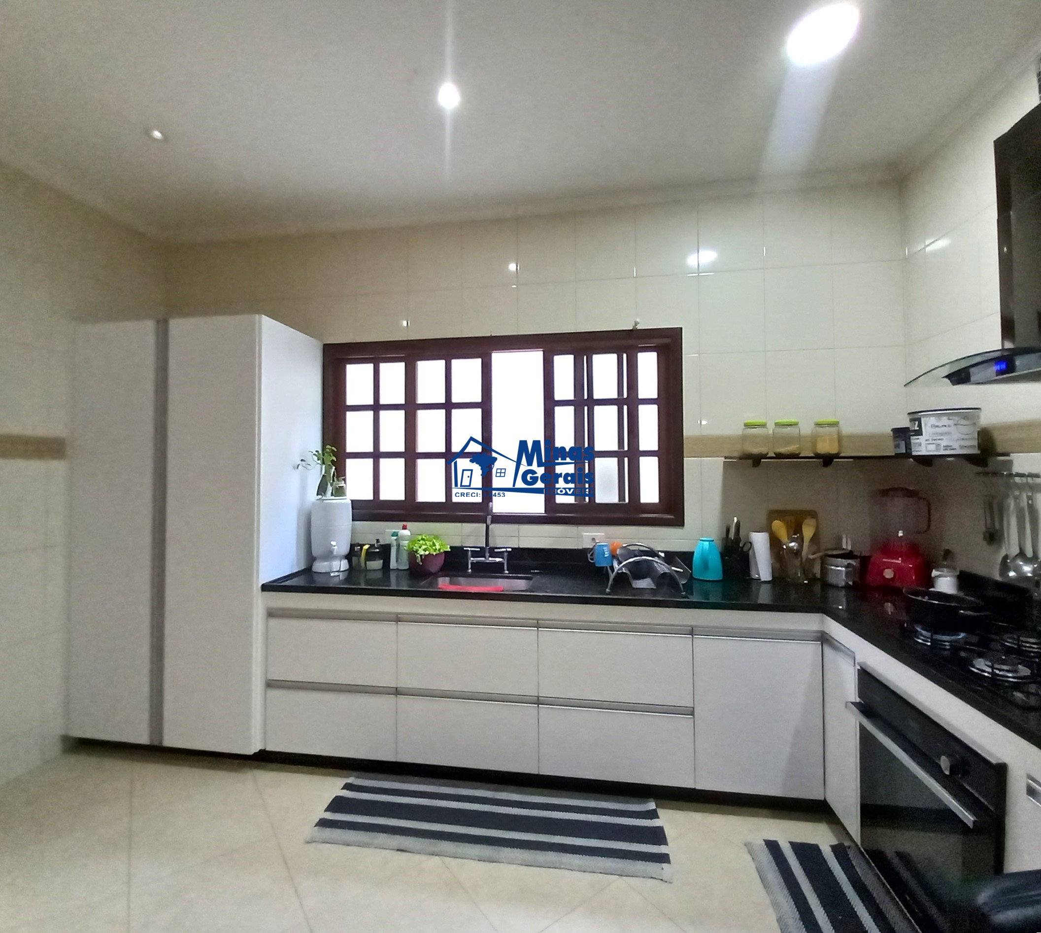 Casa à venda com 3 quartos, 150m² - Foto 13