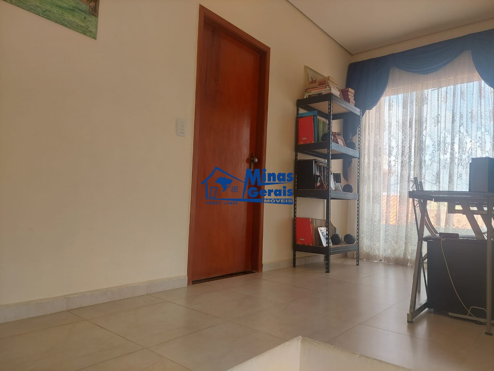 Casa à venda com 4 quartos, 300m² - Foto 18