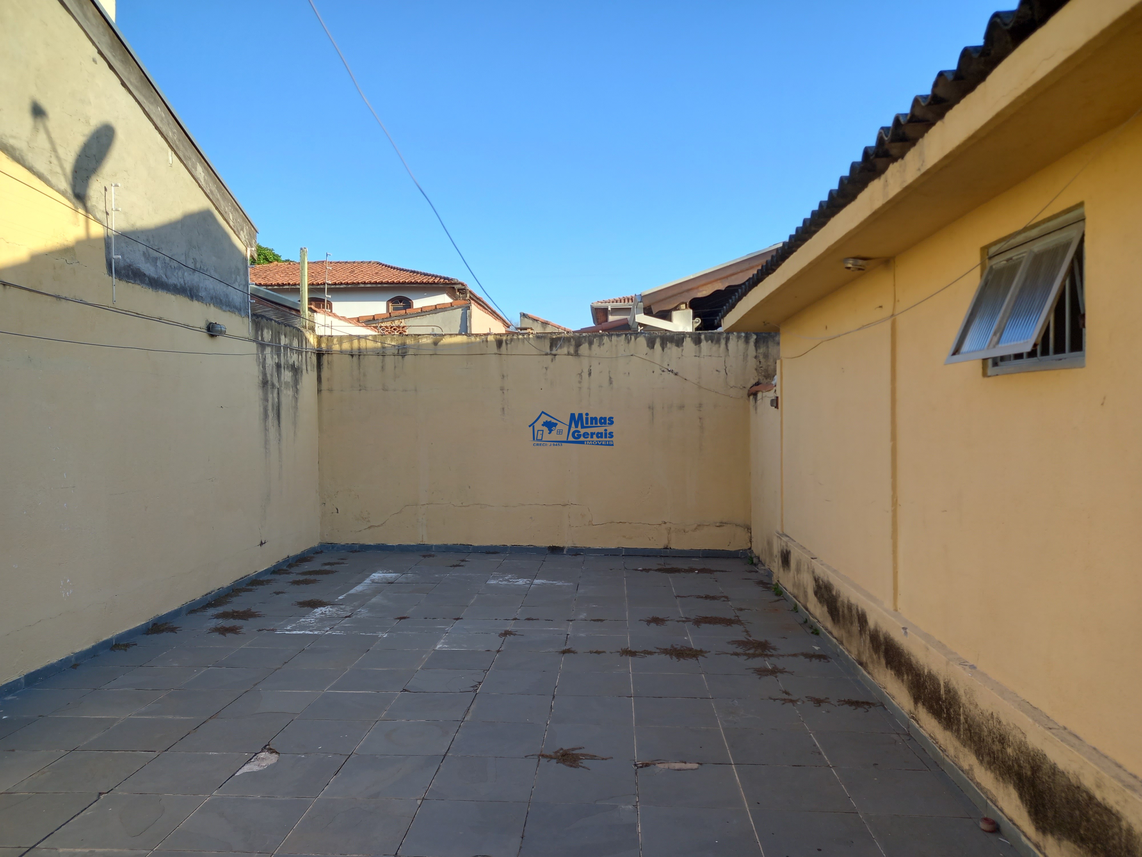 Casa à venda com 3 quartos, 92m² - Foto 29