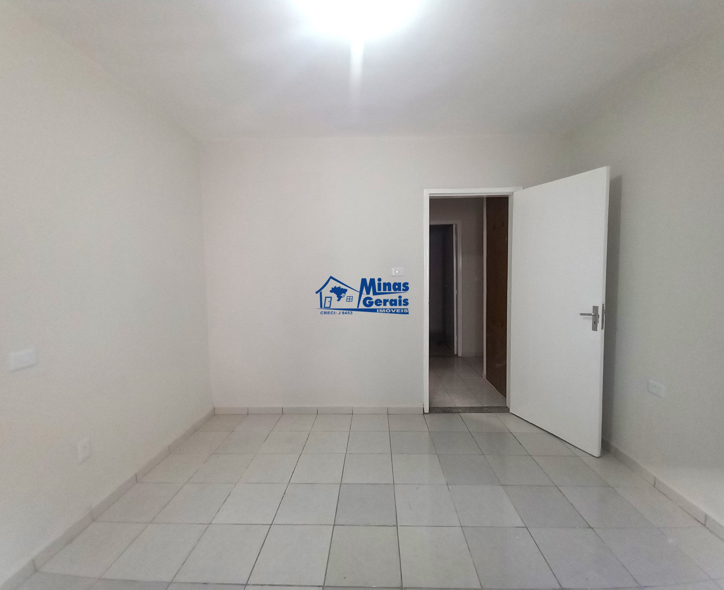 Casa à venda com 2 quartos, 160m² - Foto 12