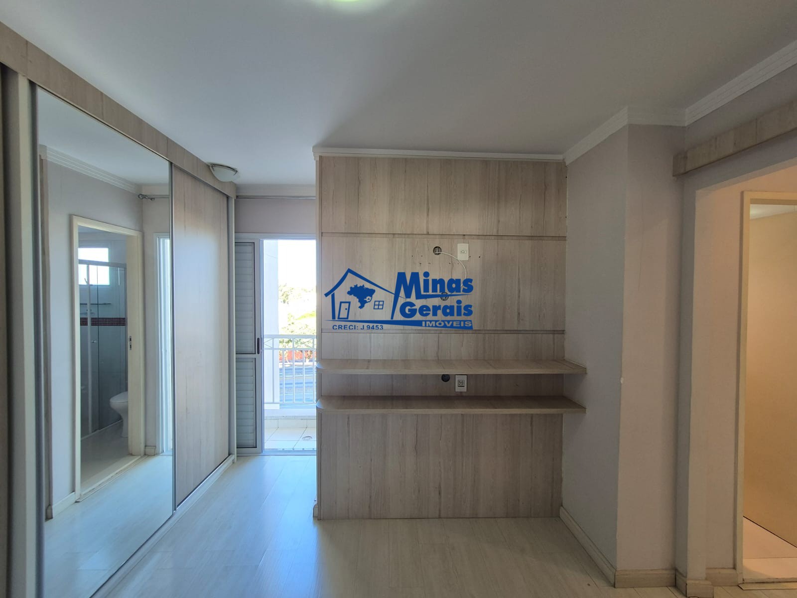 Apartamento à venda com 2 quartos, 63m² - Foto 7