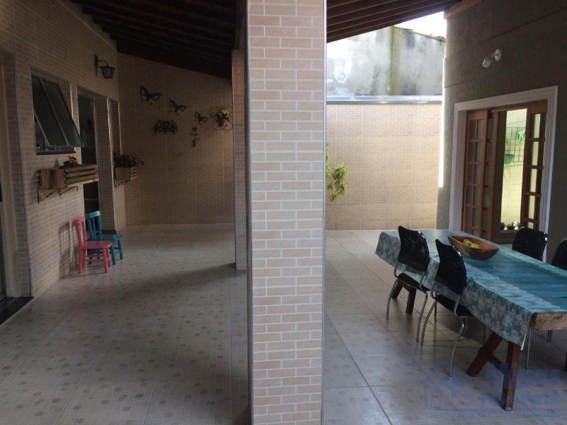 Casa à venda com 4 quartos, 250m² - Foto 36