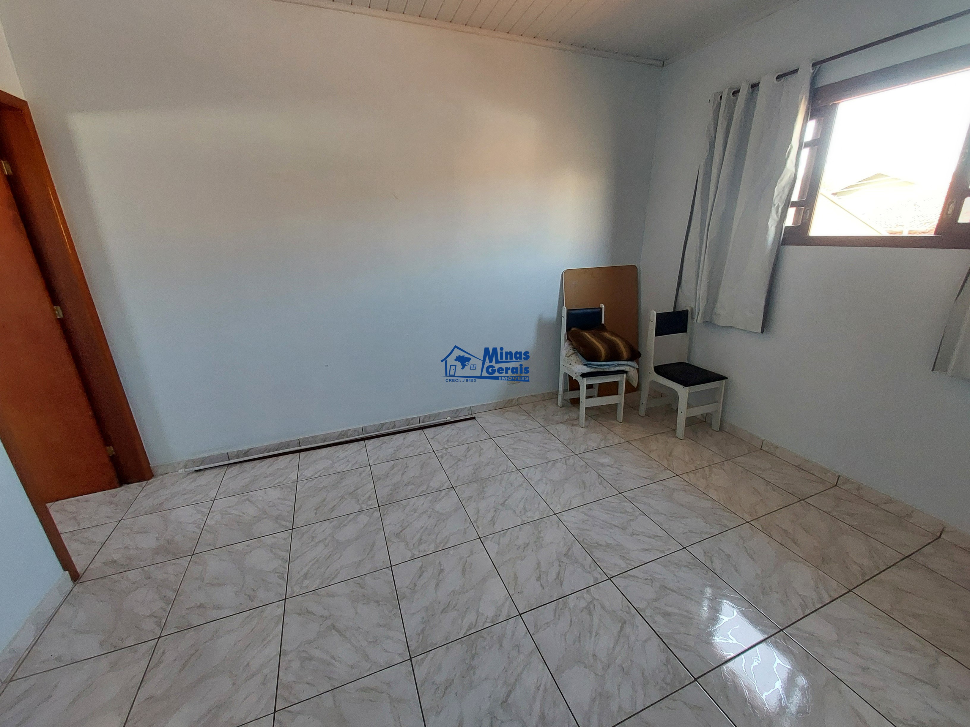 Casa à venda com 3 quartos, 86m² - Foto 13