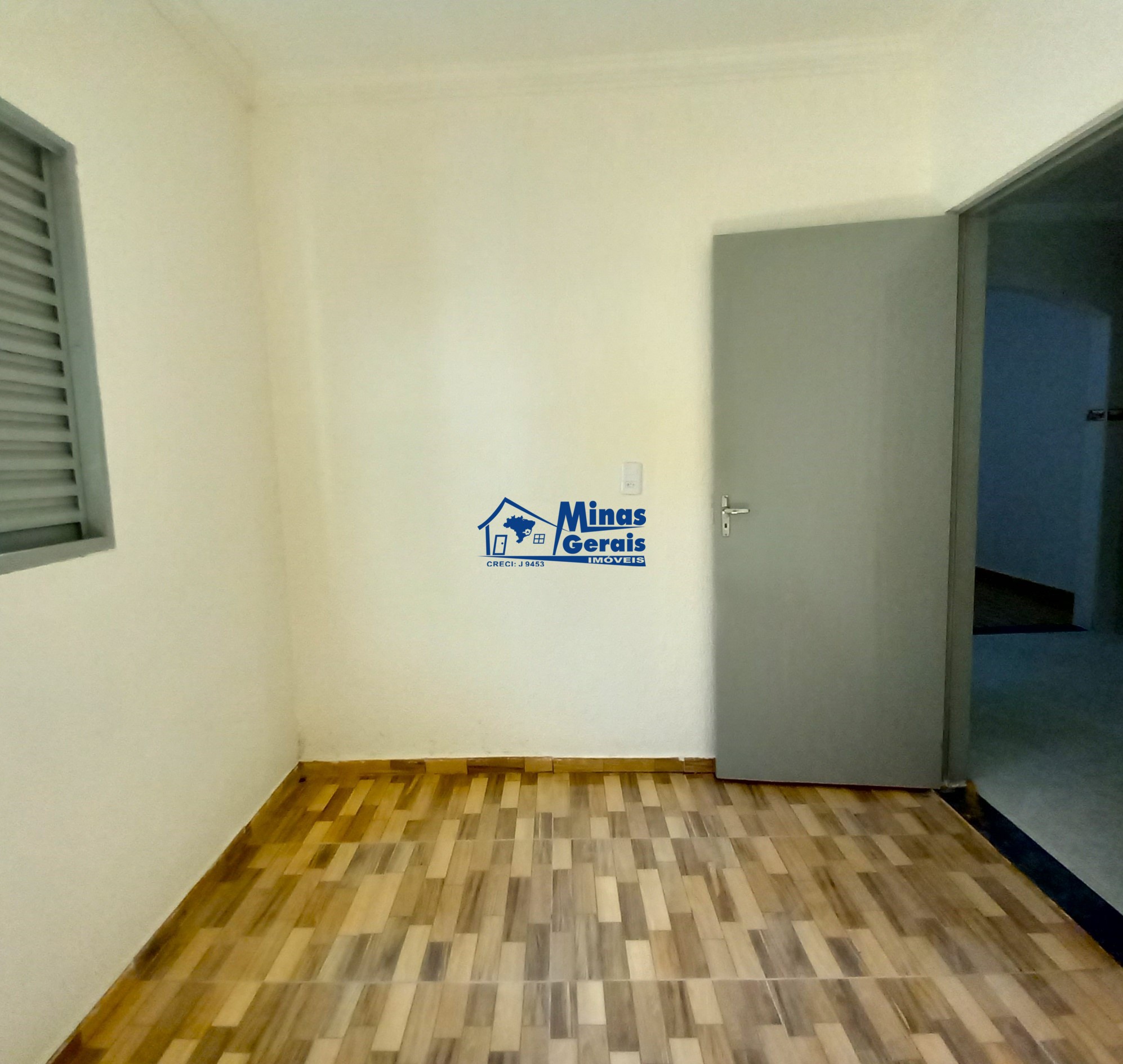 Casa à venda com 3 quartos, 60m² - Foto 18