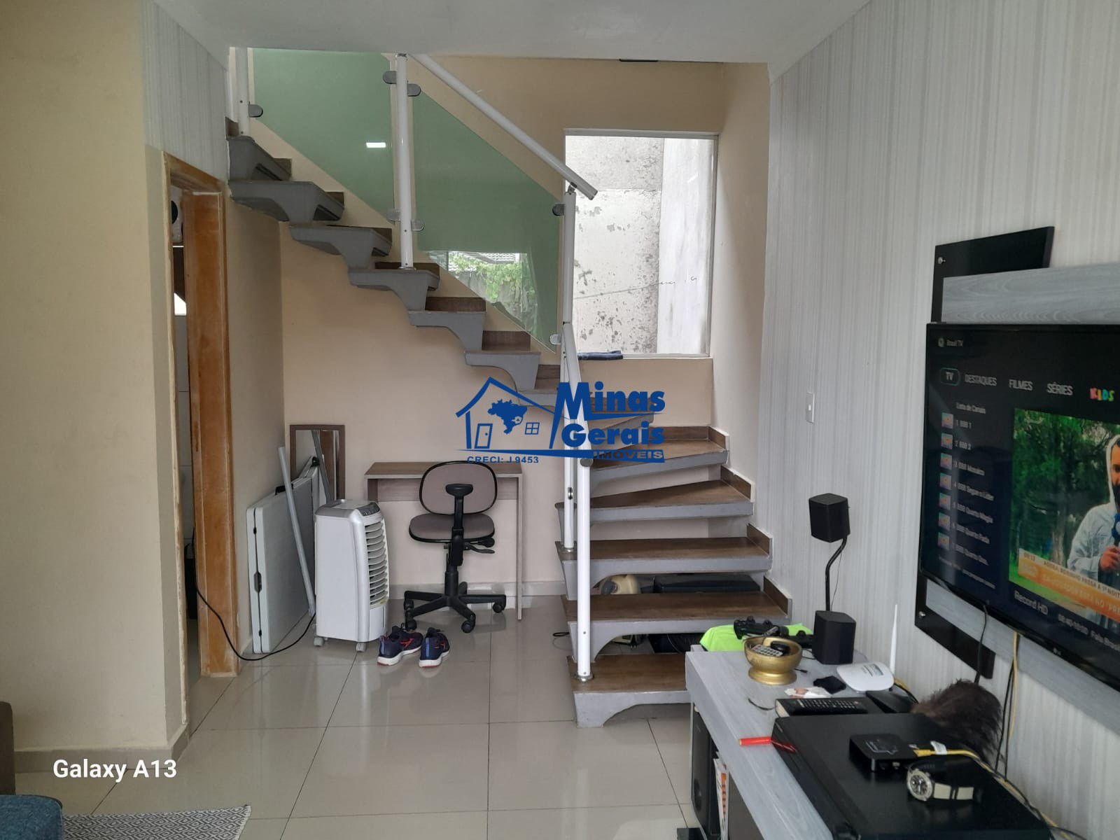 Casa à venda com 2 quartos, 140m² - Foto 2