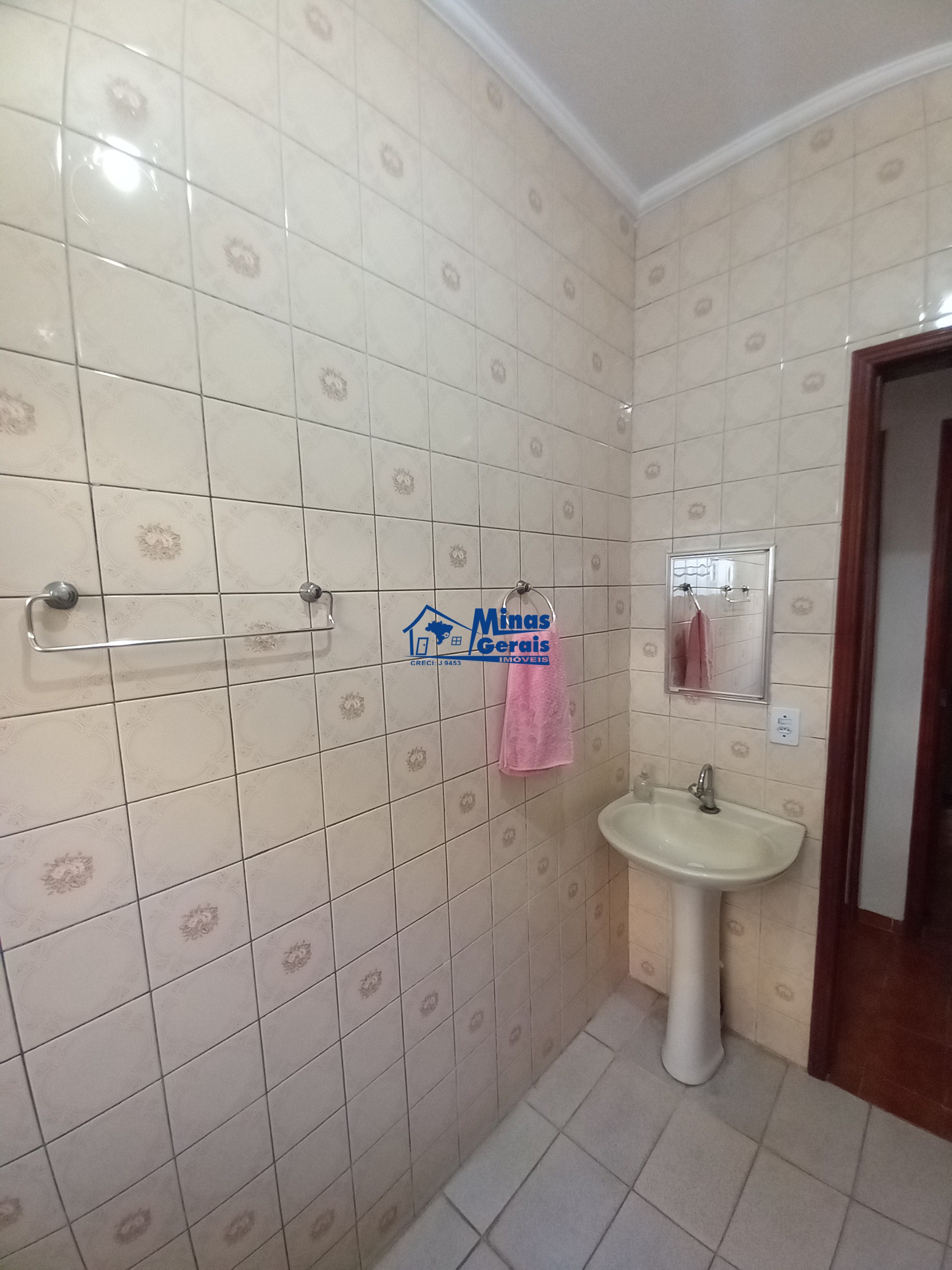 Casa à venda com 3 quartos, 250m² - Foto 12