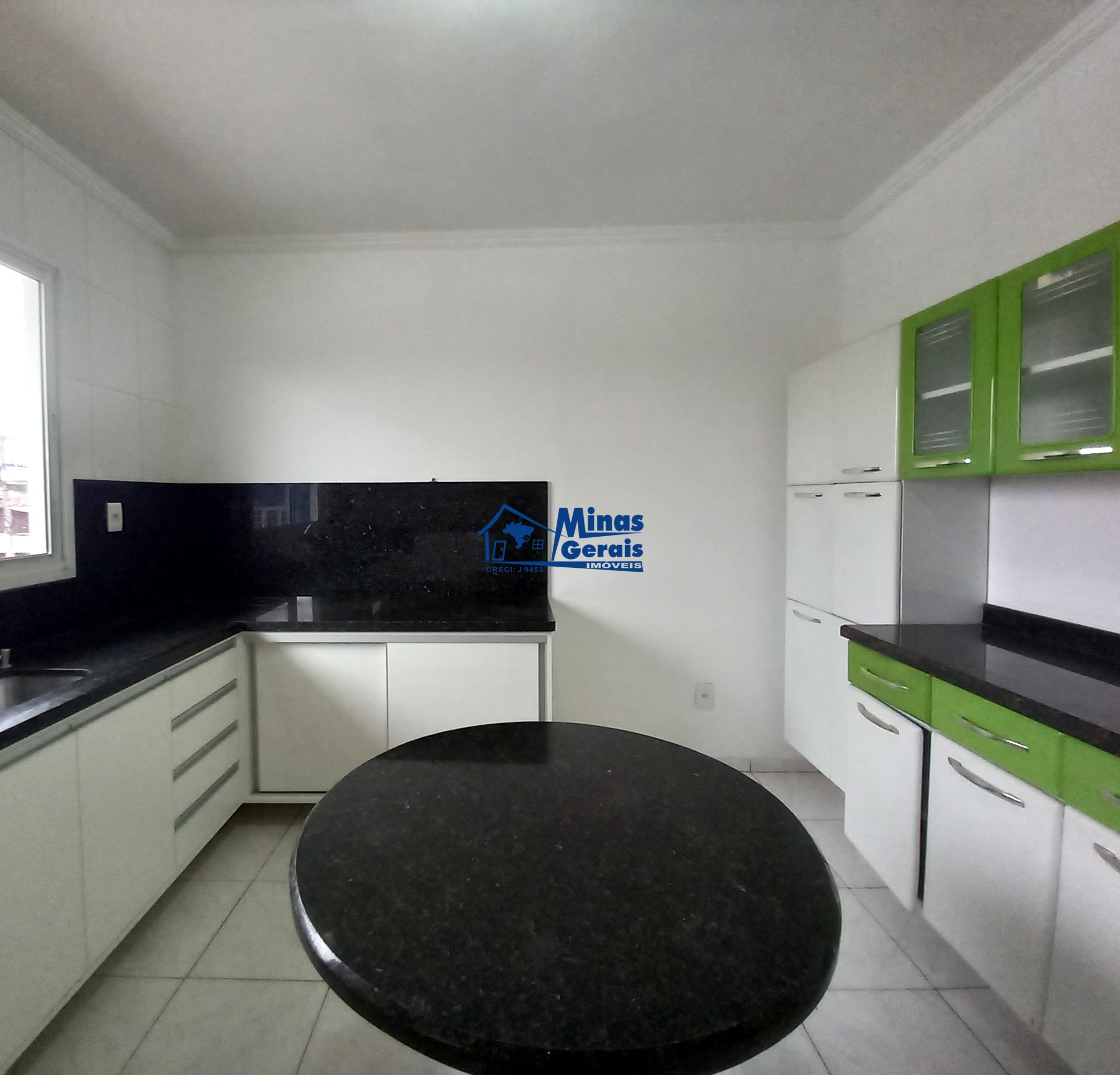 Casa para alugar com 3 quartos, 82m² - Foto 10