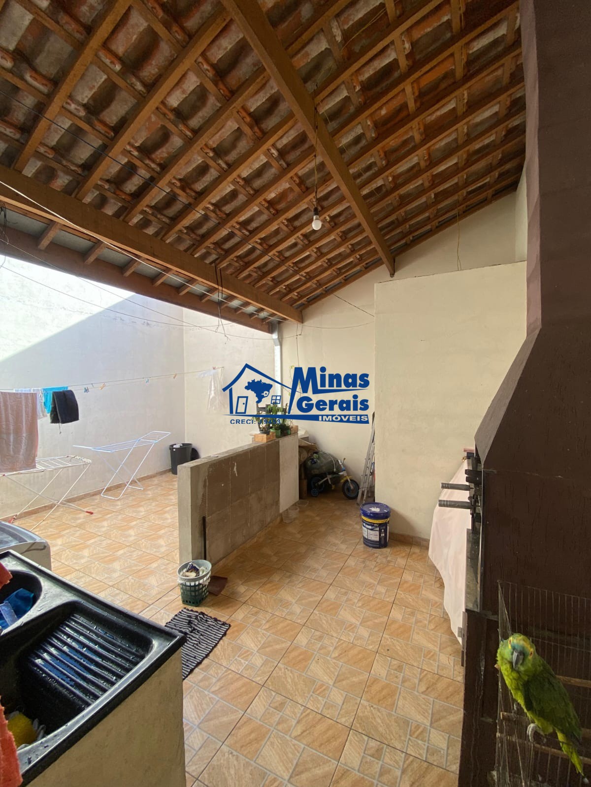 Casa à venda com 3 quartos, 180m² - Foto 4