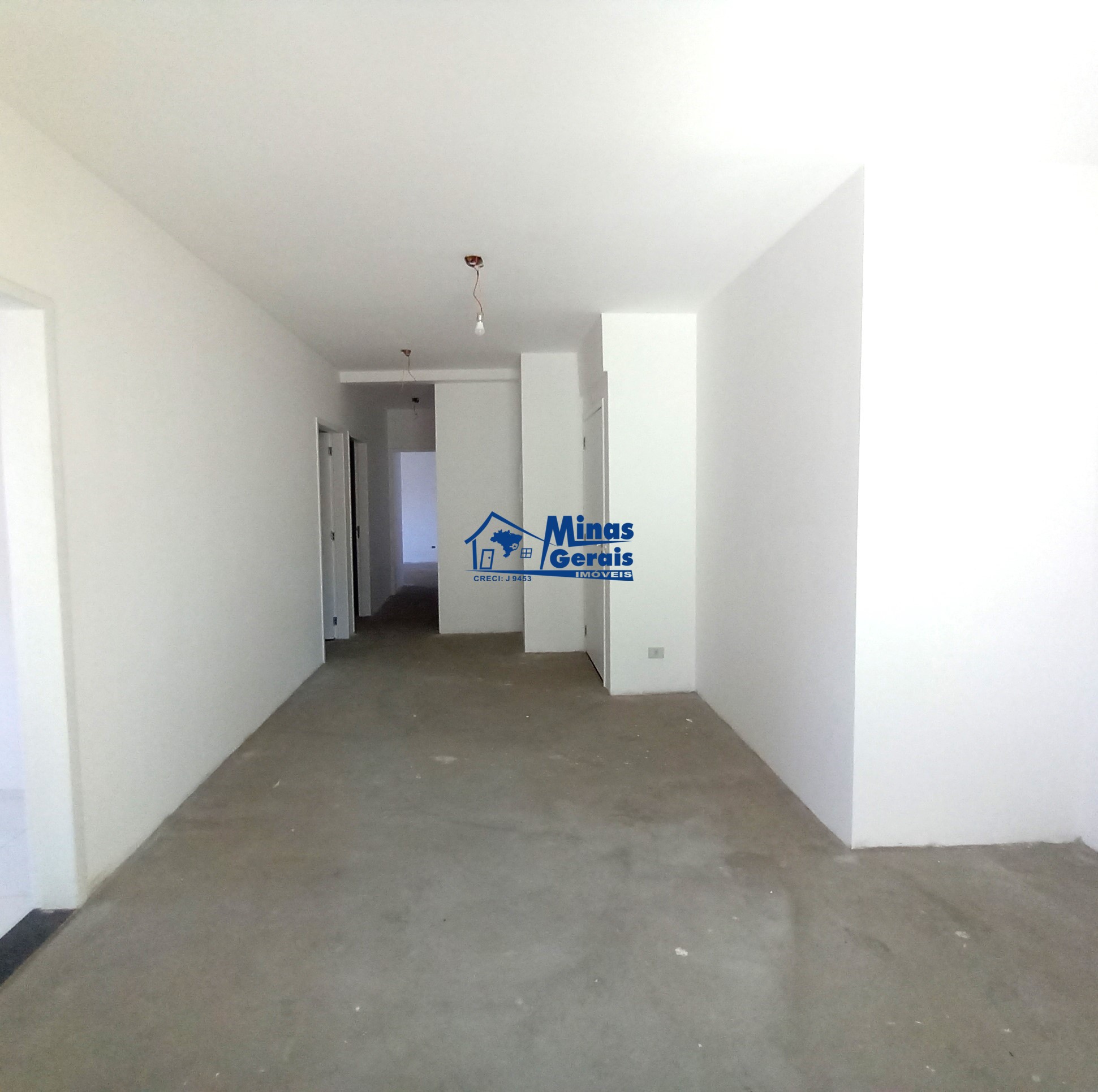 Apartamento à venda com 3 quartos, 102m² - Foto 4