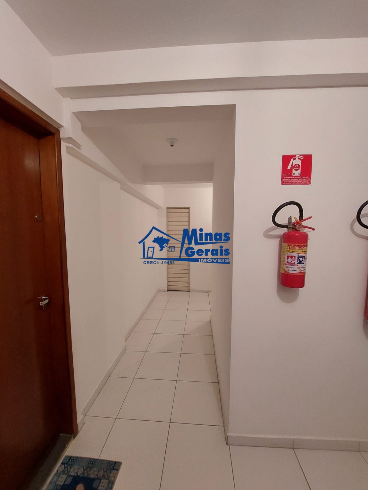 Apartamento à venda com 2 quartos, 53m² - Foto 3