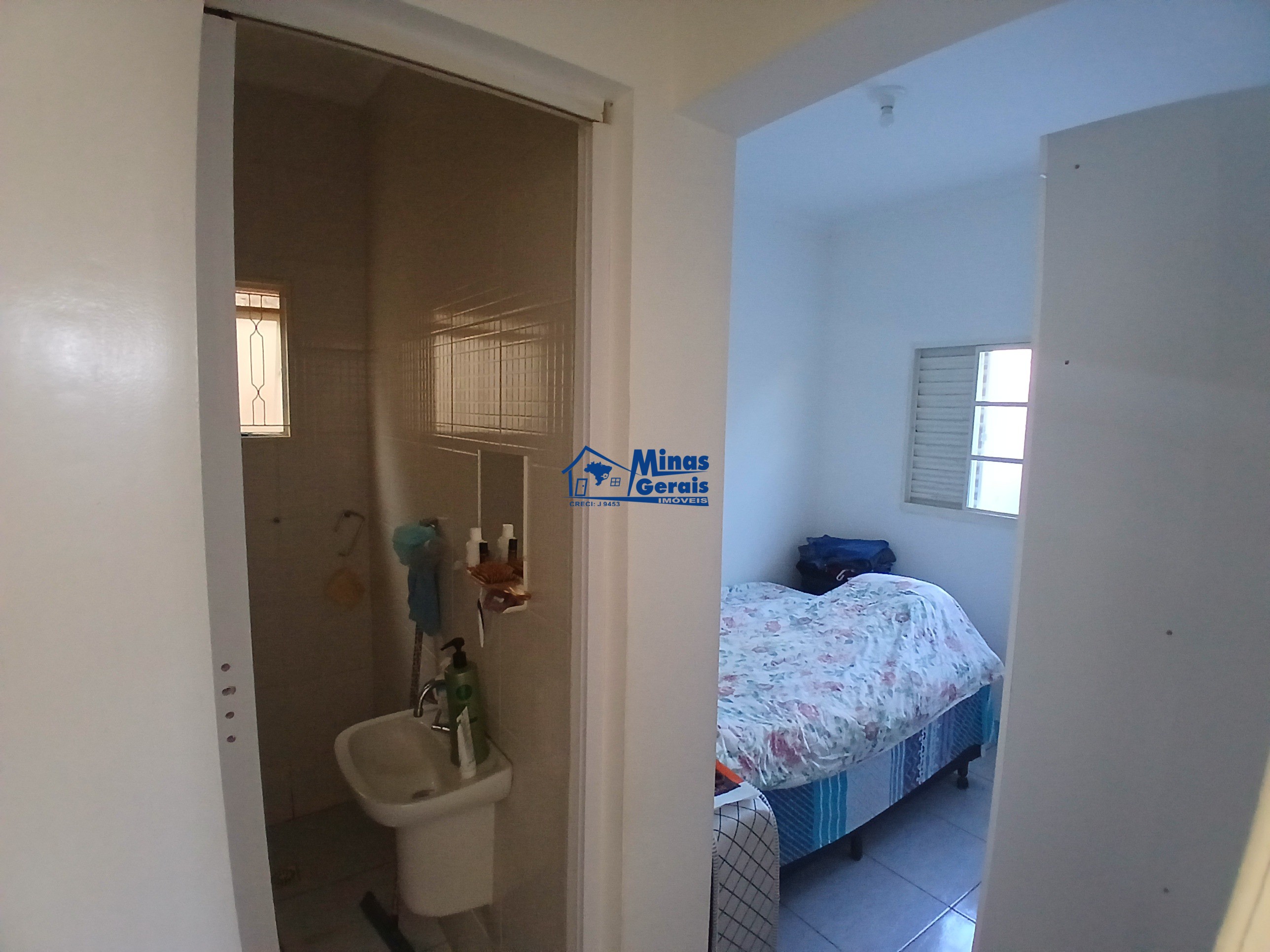 Casa à venda com 3 quartos, 68m² - Foto 7