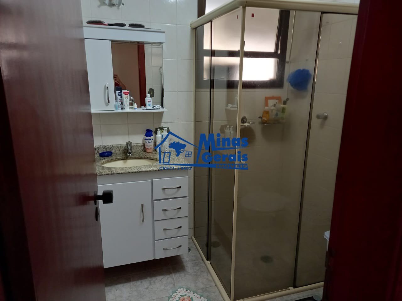 Apartamento à venda com 3 quartos, 107m² - Foto 19