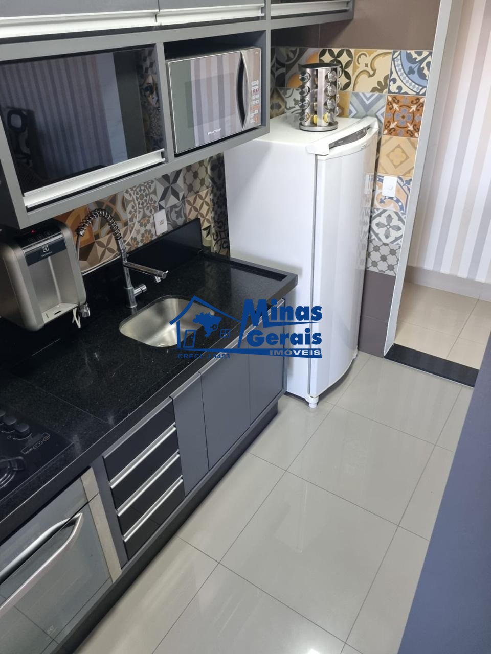 Apartamento à venda com 3 quartos, 87m² - Foto 18