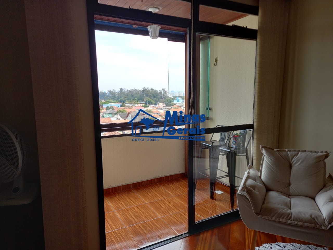 Apartamento à venda com 3 quartos, 107m² - Foto 6