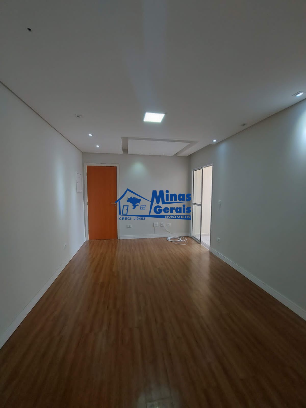 Apartamento à venda com 2 quartos, 57m² - Foto 3