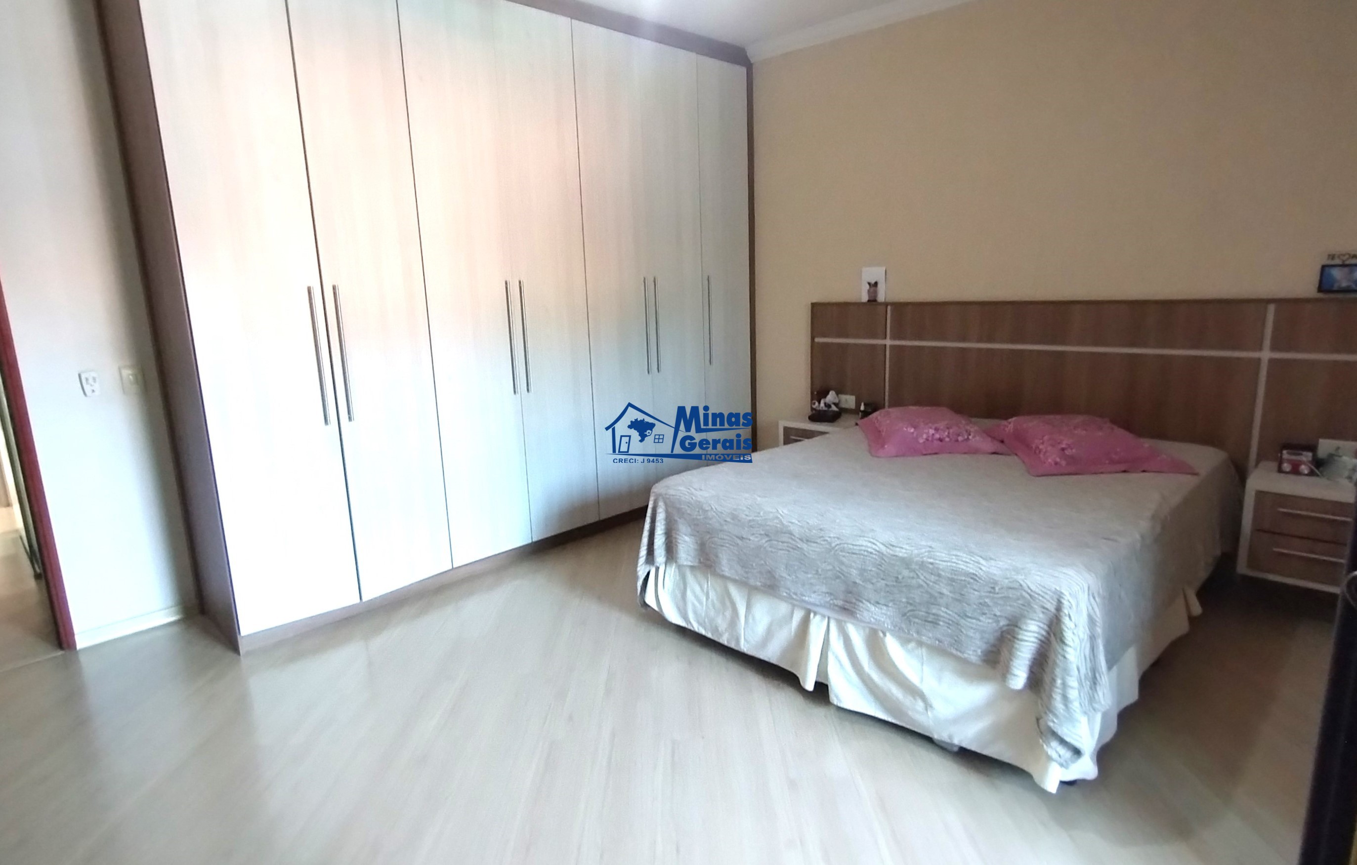 Casa à venda com 3 quartos, 125m² - Foto 12