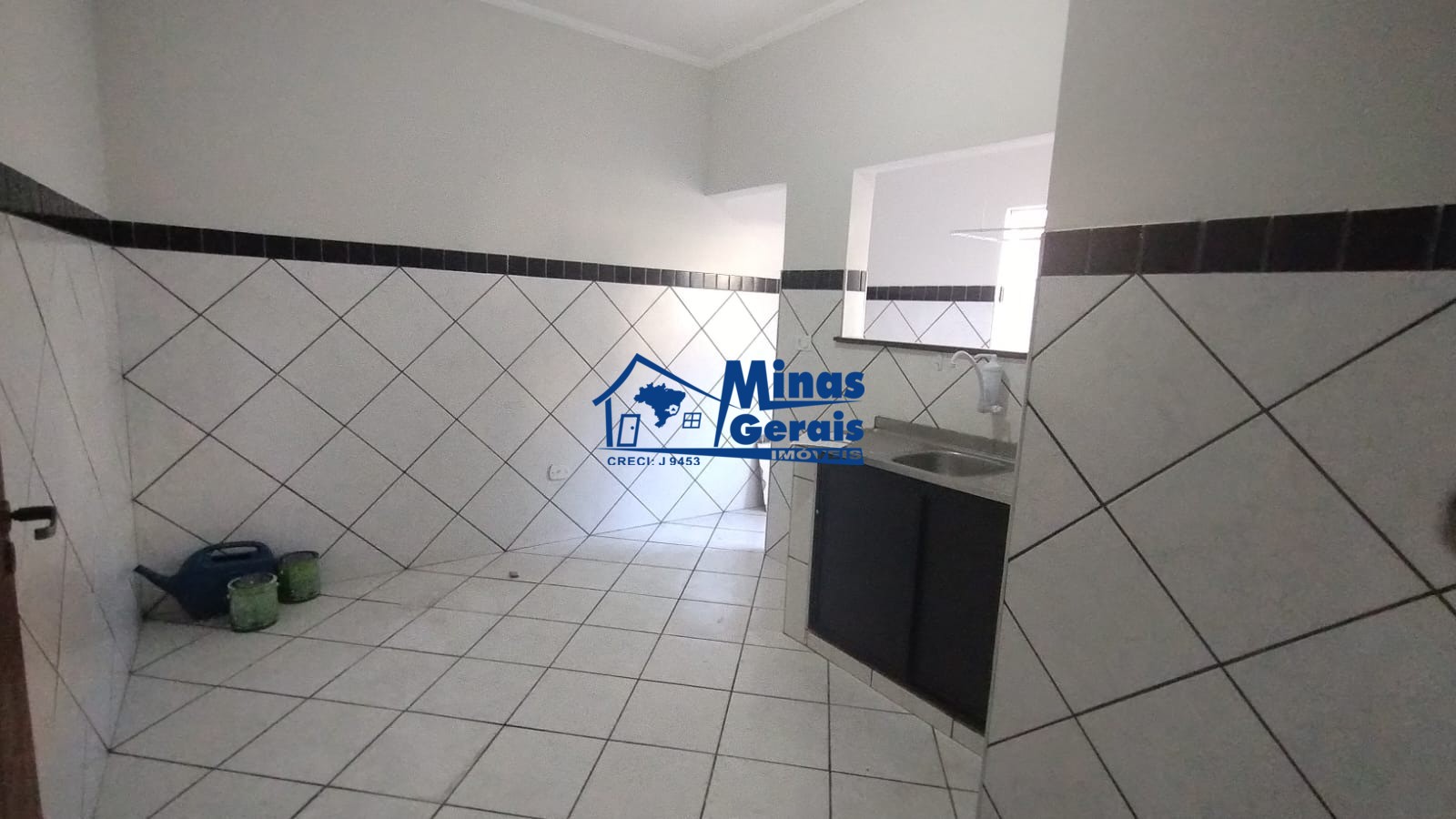 Casa para alugar com 3 quartos, 60m² - Foto 4