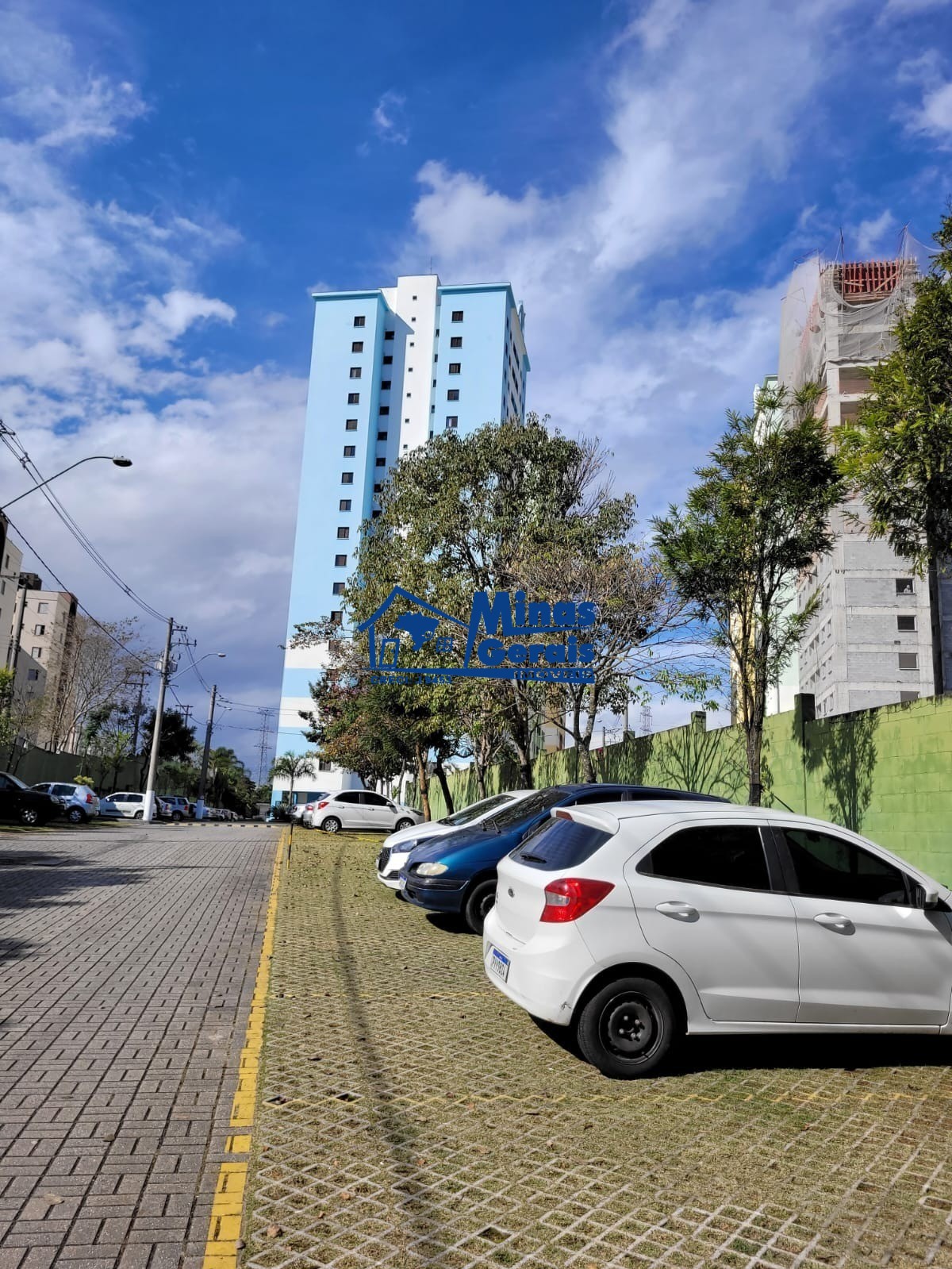 Apartamento à venda com 3 quartos, 62m² - Foto 3