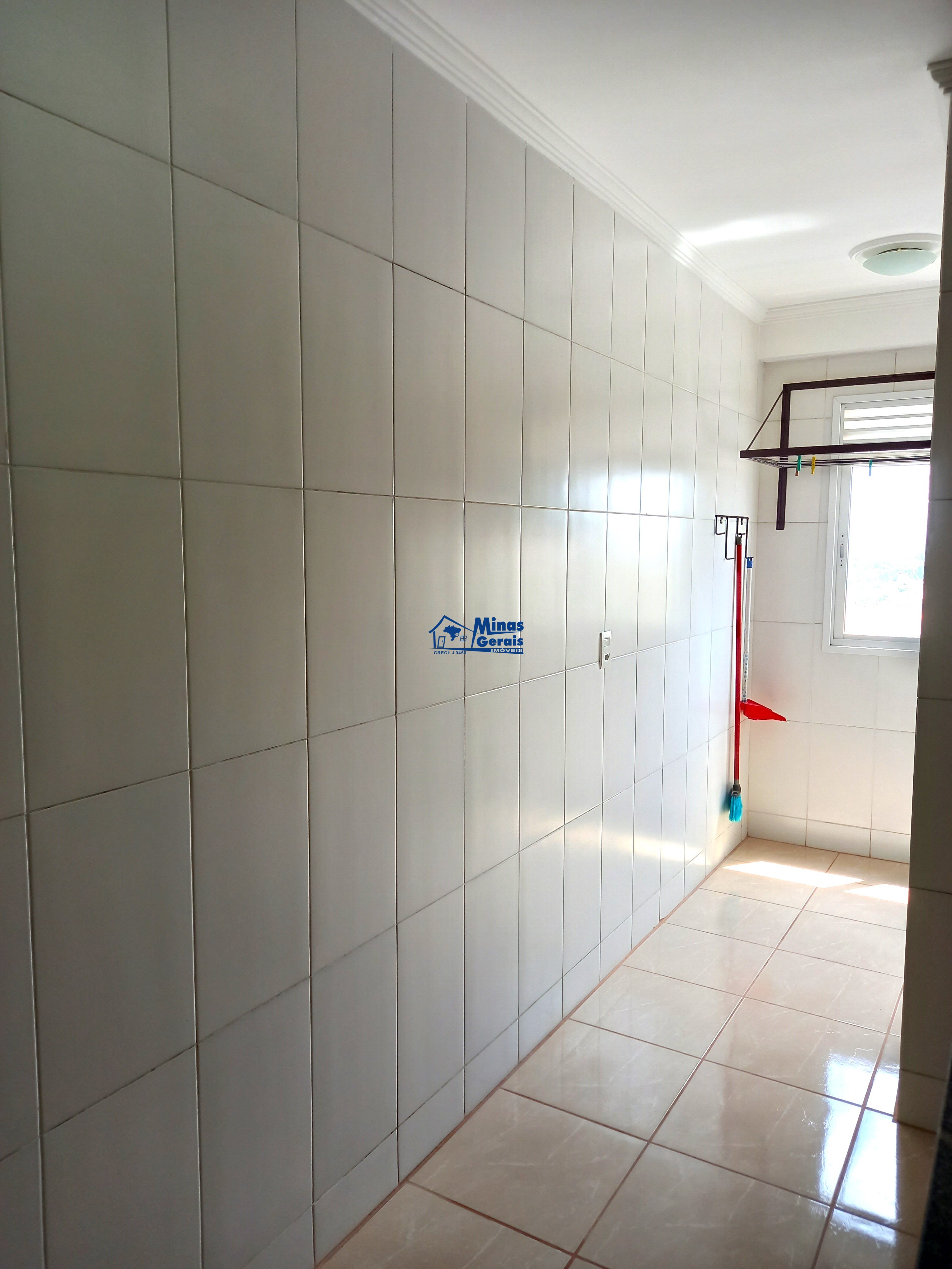 Apartamento para alugar com 2 quartos, 65m² - Foto 15